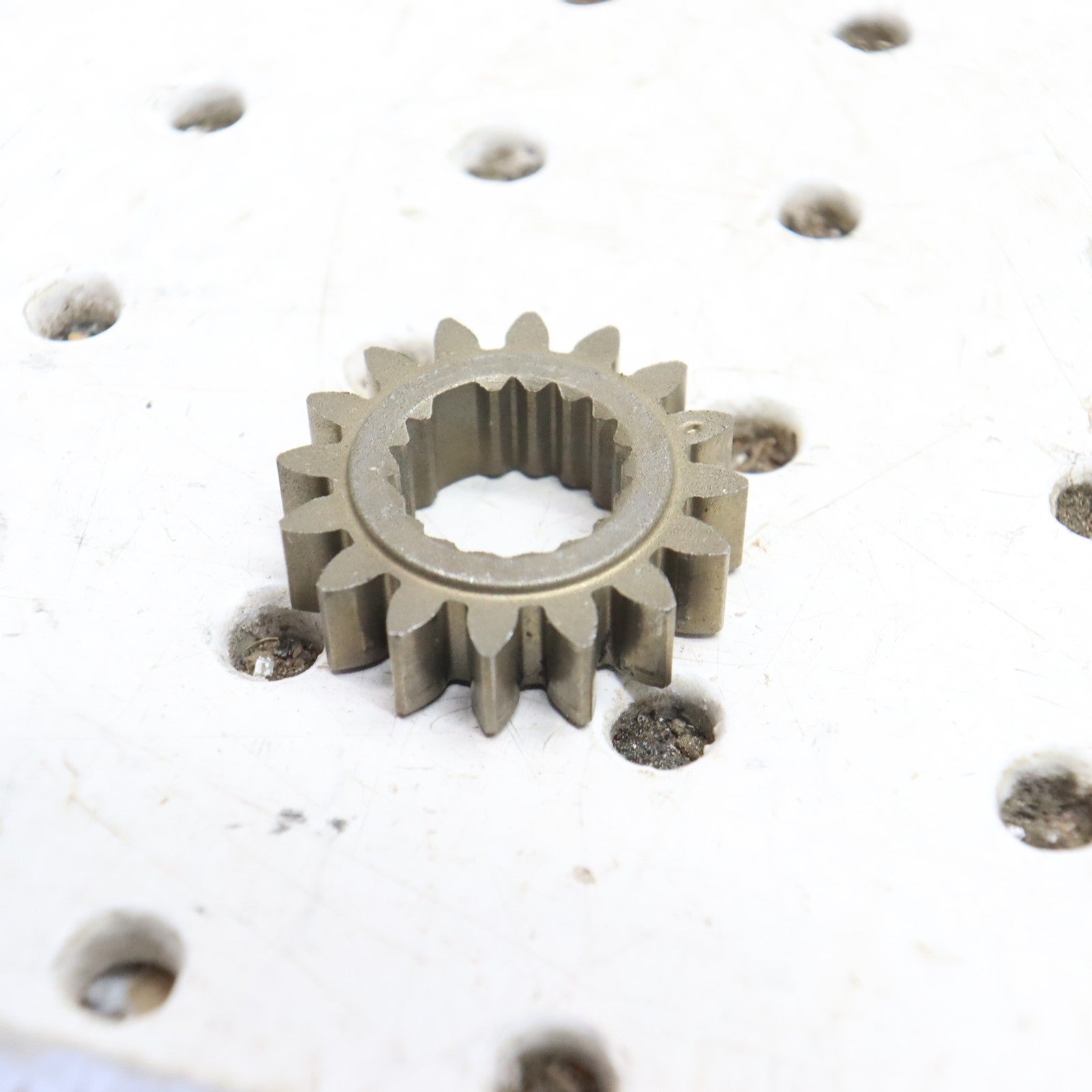 2013 Polaris Ranger 800 SECTOR GEAR, 16 TOOTH 3233839
