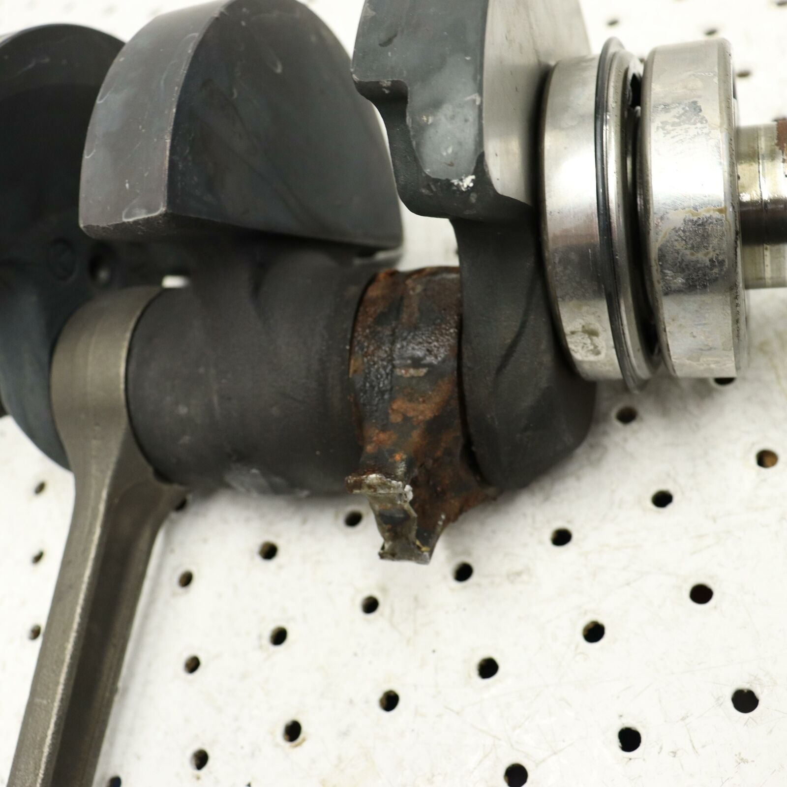 2002 POLARIS SPORTSMAN 700 CRANKSHAFT CRANK SHAFT 1202222 2203067 CORE FOR PARTS