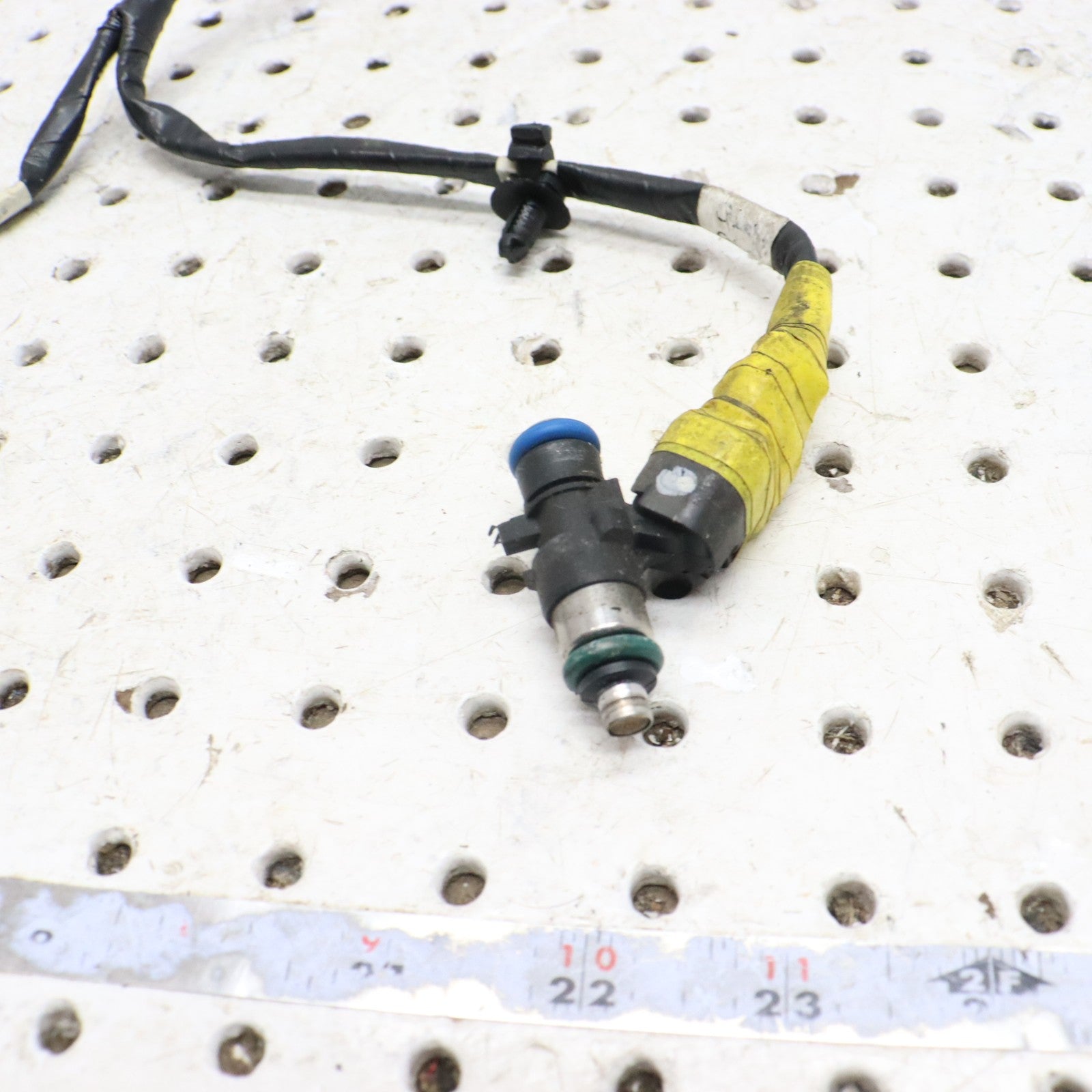 2016 Polaris Rush 800 Fuel Injector Harness With Injectors 4014715-053 YELLOW