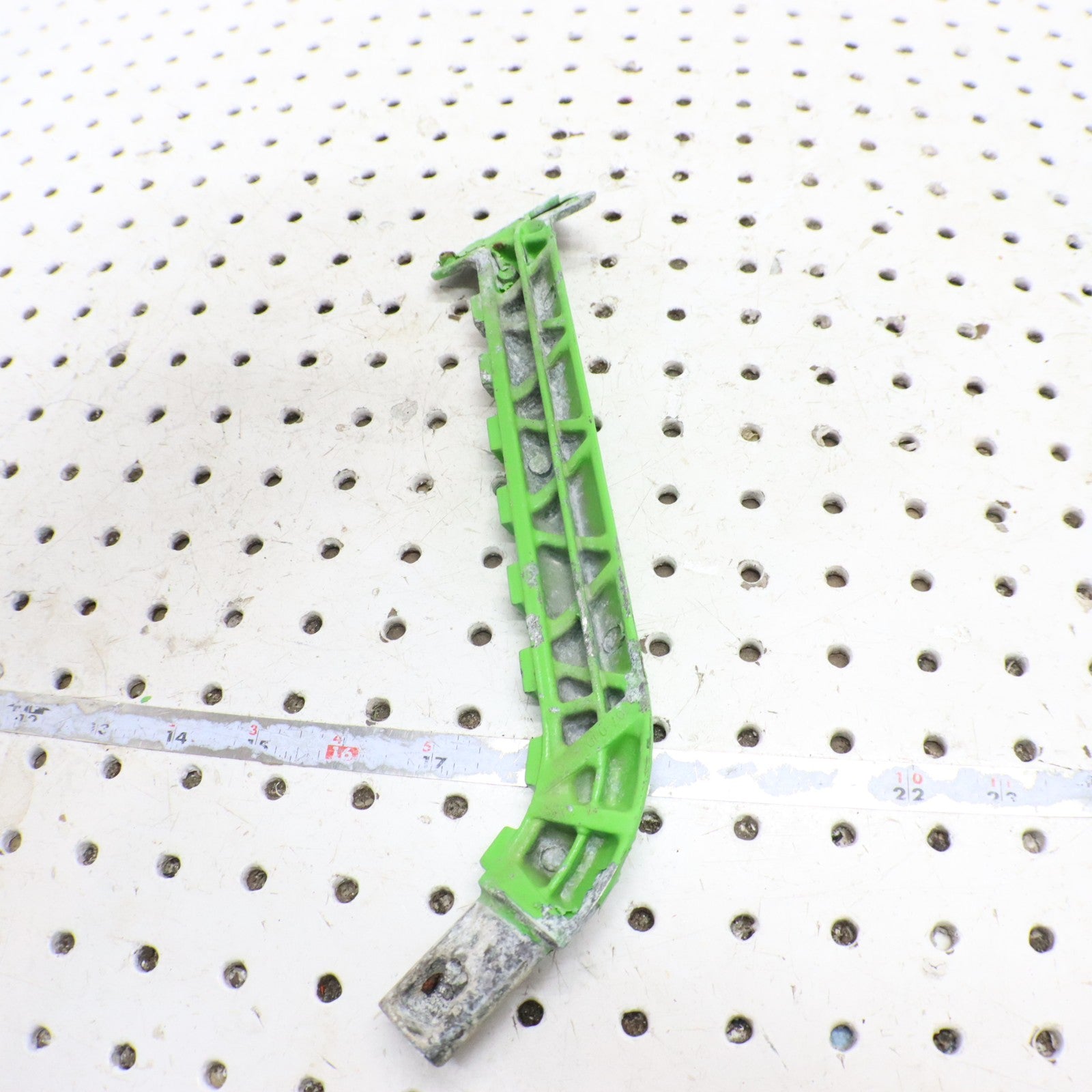 2016 Arctic Cat M8000 Tunnel Roll gusset right 2707-338