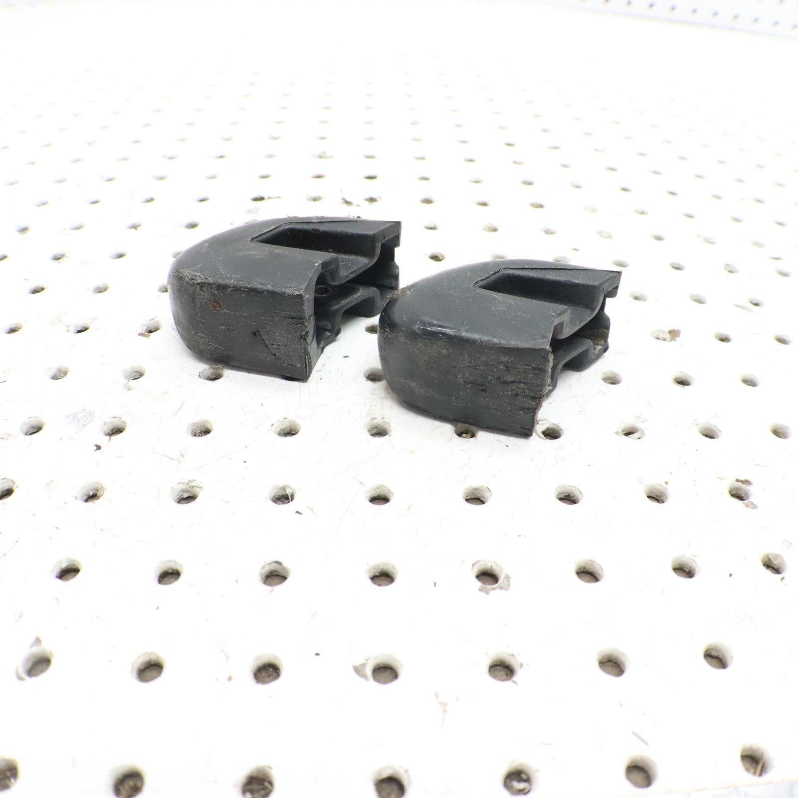 1995 Polaris Xcr 600 Slide Rail Tip End Cap 5430627