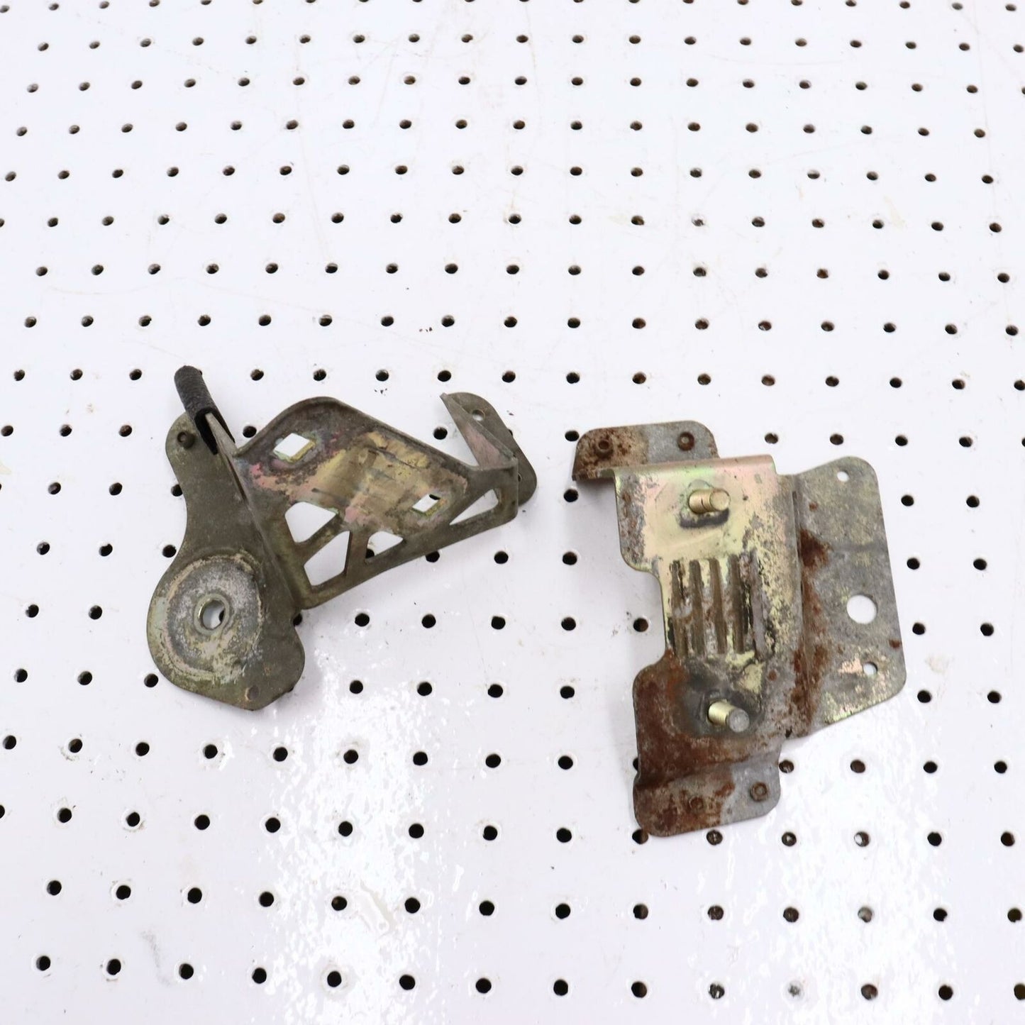 2007 POLARIS IQ 600 STEERING POST BRACKETS 1822856 5250476