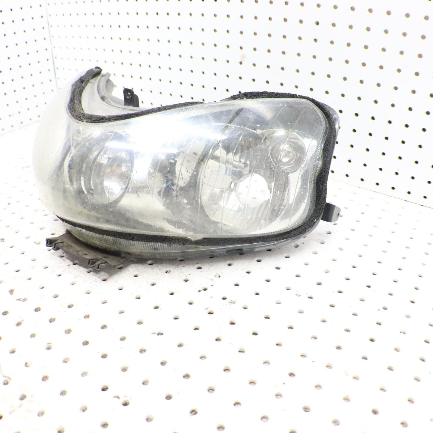 2006 POLARIS RMK 700 HEAD LIGHT HEADLIGHT 2410397