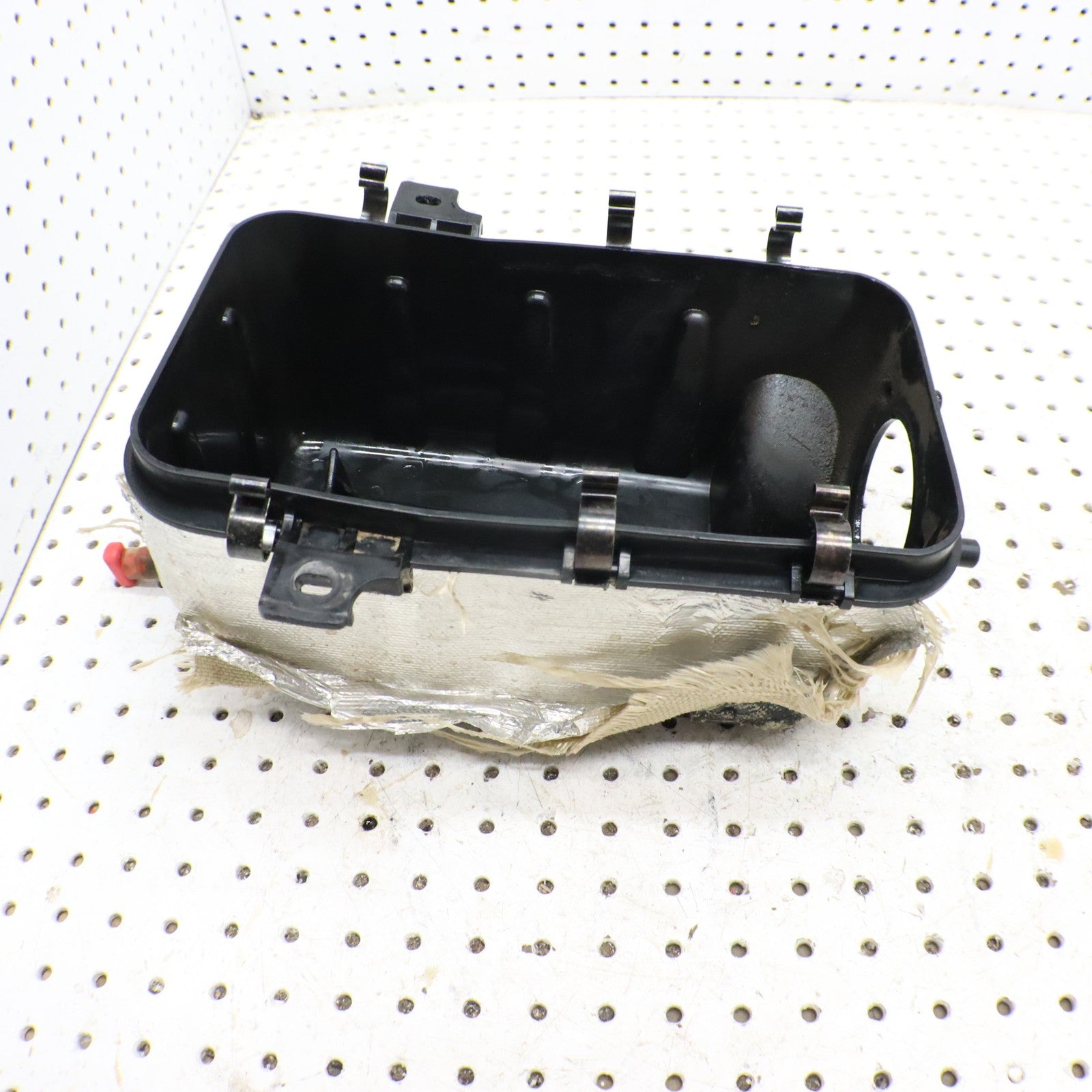 2012 Polaris Sportsman 500 Airbox Air Intake Filter Box 5438552
