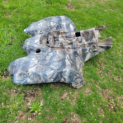 2016 SUZUKI KING QUAD 500 REAR FENDER CAMO 63111-31GC3-PHW; 63111-31G42-PHW