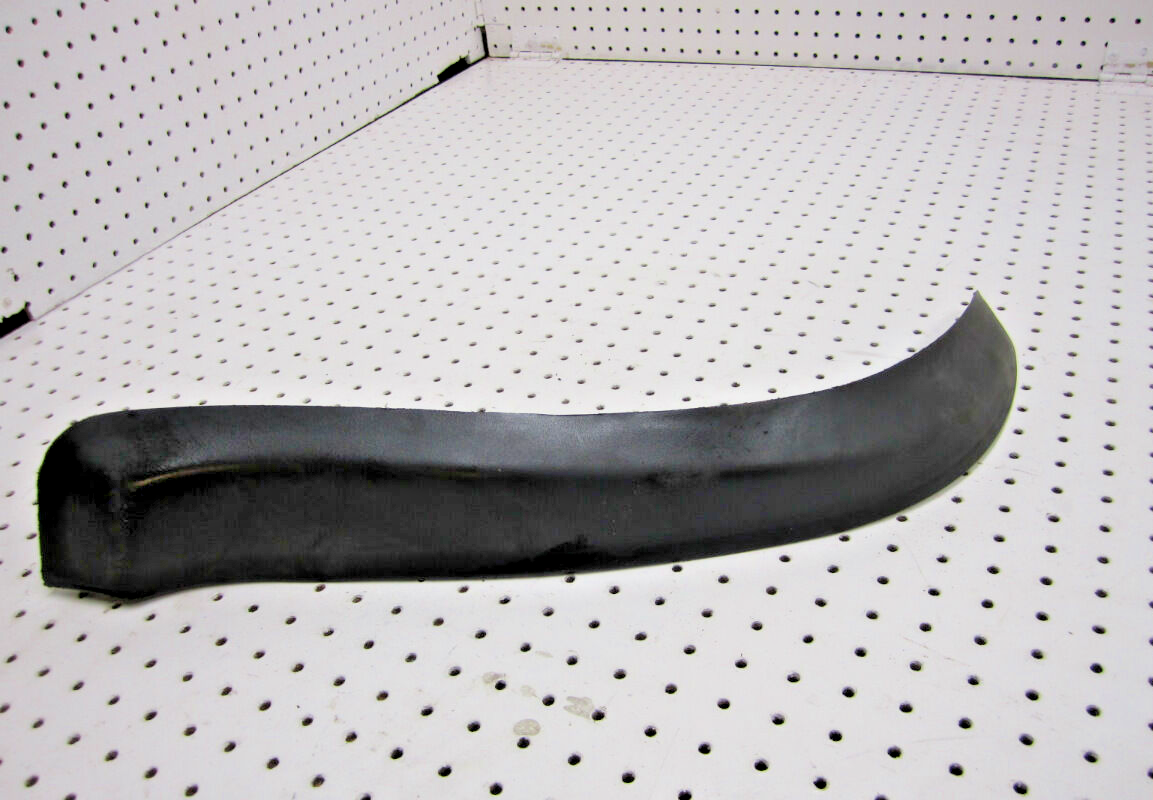 2000 POLARIS MAGNUM 325 4X4 MUD GUARD FRONT LEFT 5431799-070 5431799