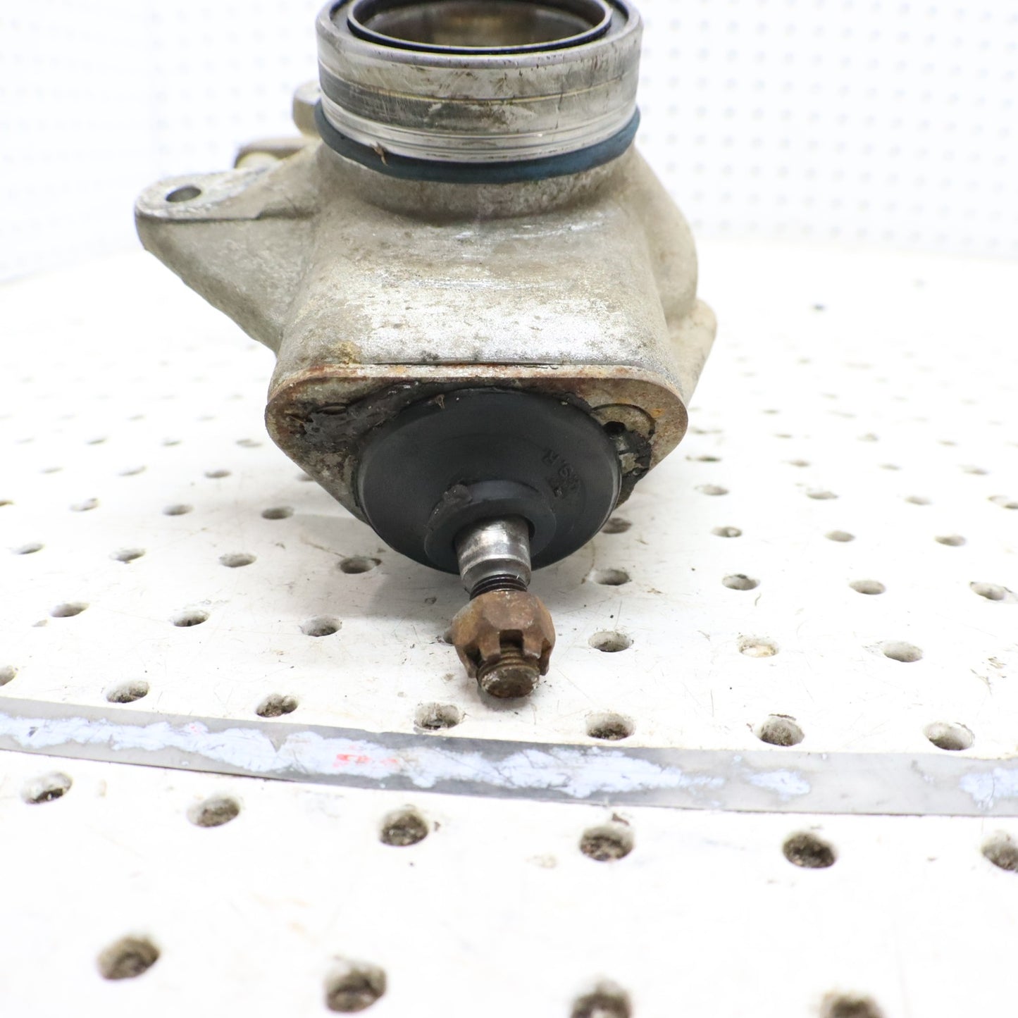 1995 Polaris Xplorer 400 Front Hub Strut RIGHT 2200599
