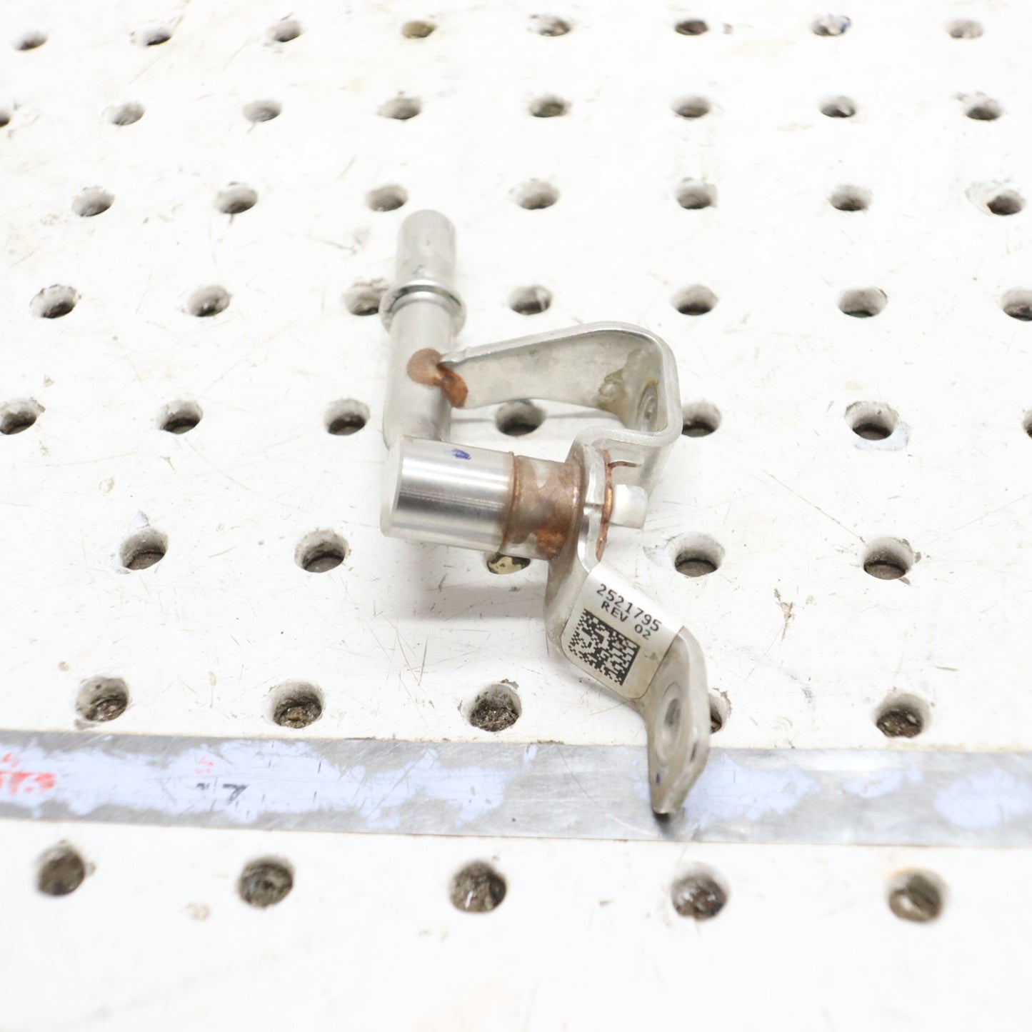 2024 Polaris Sportsman 570 Efi Eps Fuel Rail 2521795