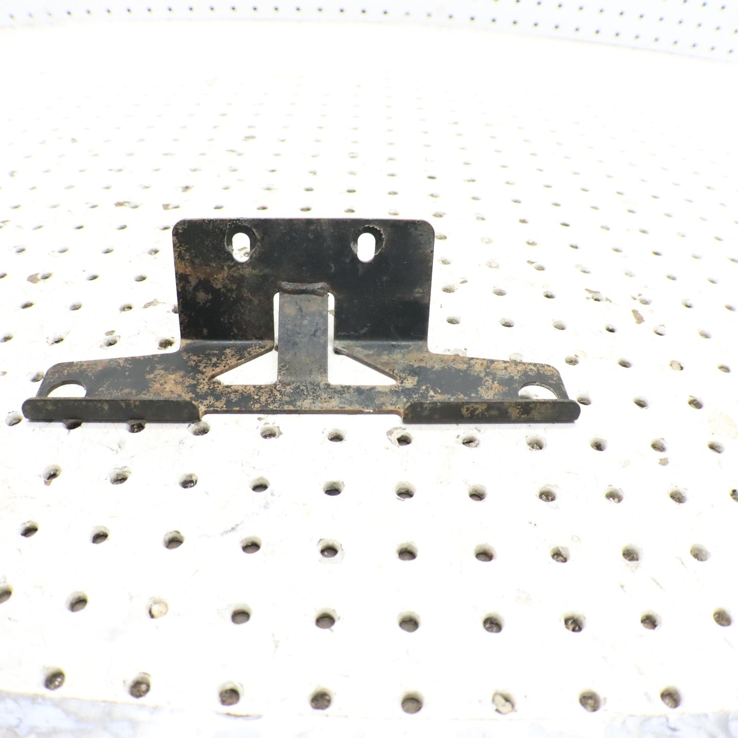2004 Polaris Sportsman 500 Lower Radiator Bracket 5247047-067