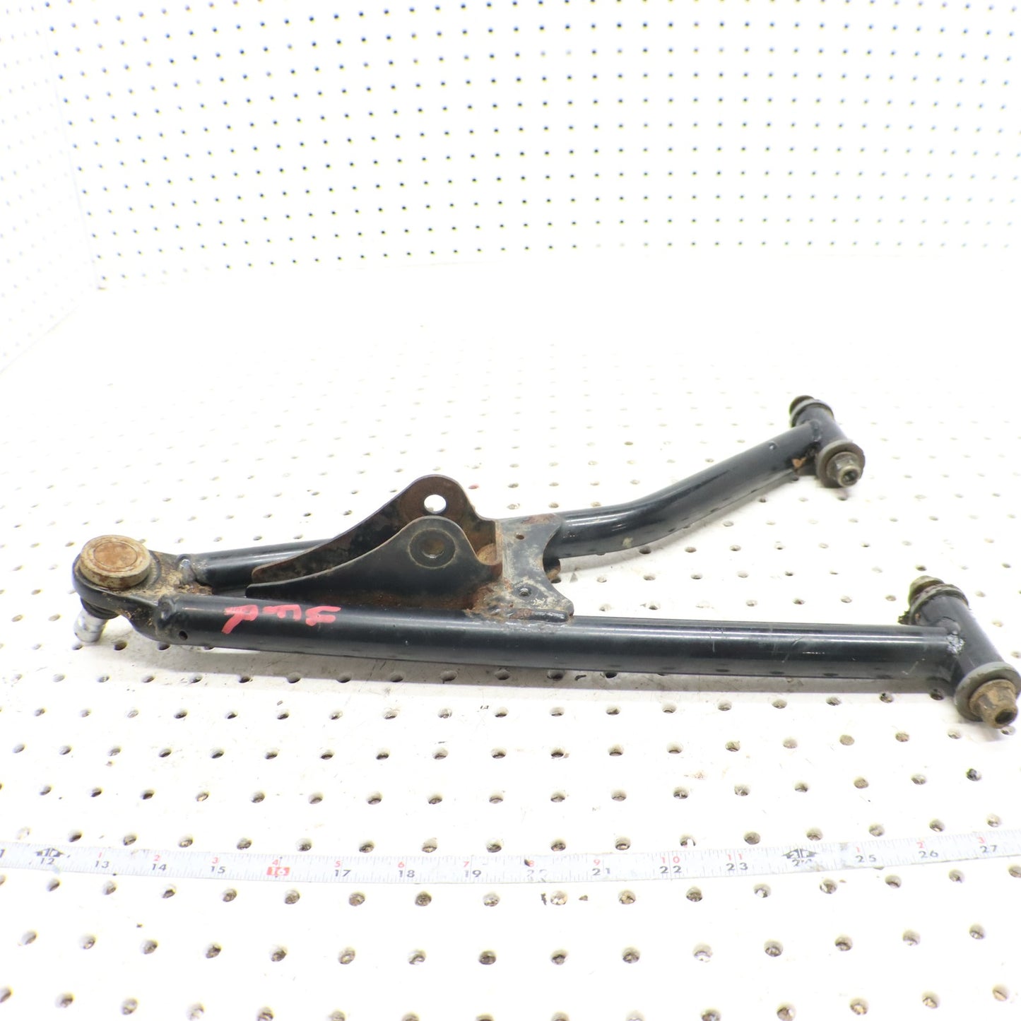 2009 Polaris Sportsman Xp 850 Front Upper Right Control Arm 1017261-067 1025618