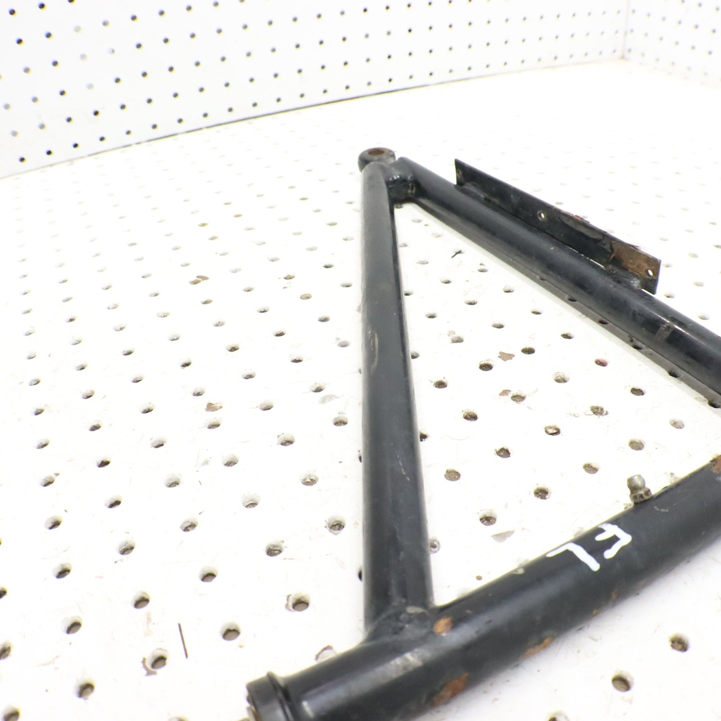 2016 Polaris Sportsman 570 Front Lower Left Control A Arm 1542161-067