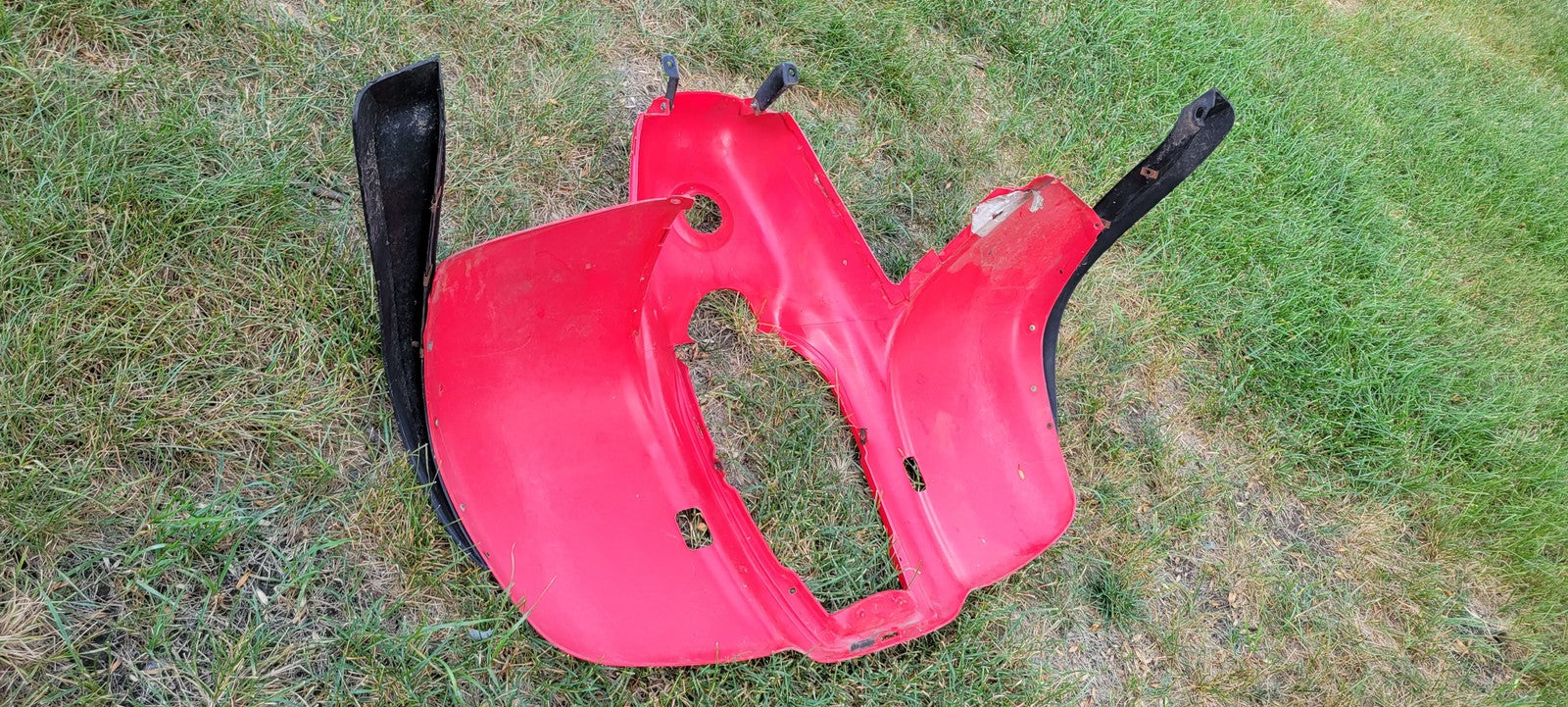 1995 Polaris Xplorer 400 Front Fender 2631739-136 2632303-136 RED