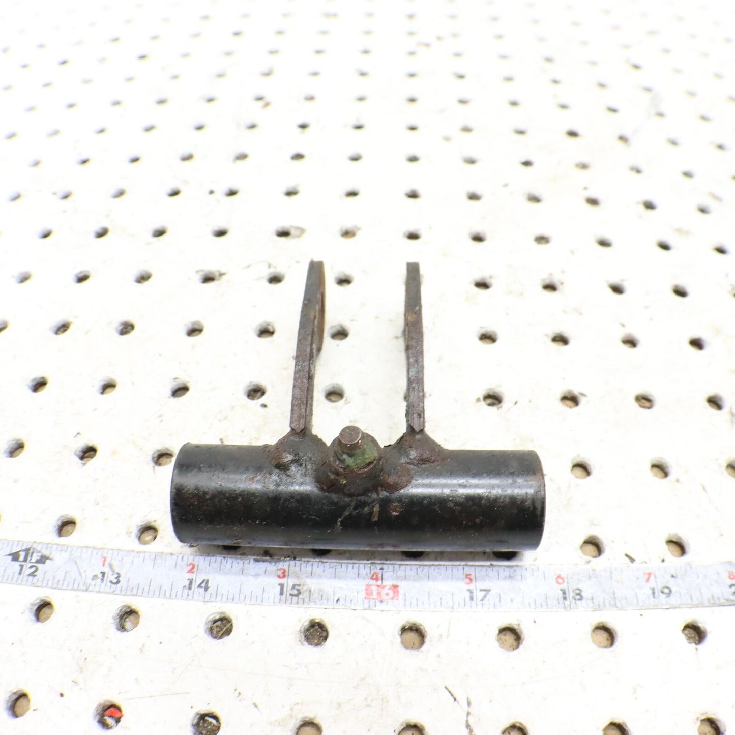 2002 ARCTIC CAT ZR 600 REAR SUSPENSION REAR SHOCK PIVOT 0704-589