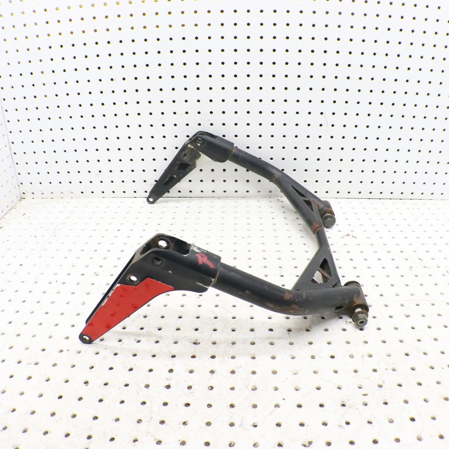 2016 Polaris Rush 800 Rear Pivot Arm 1543461-458