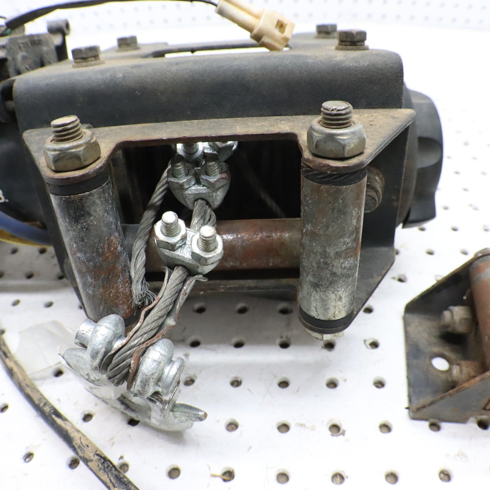 2016 Polaris Sportsman 570 Winch 2500lb polaris hd winch 