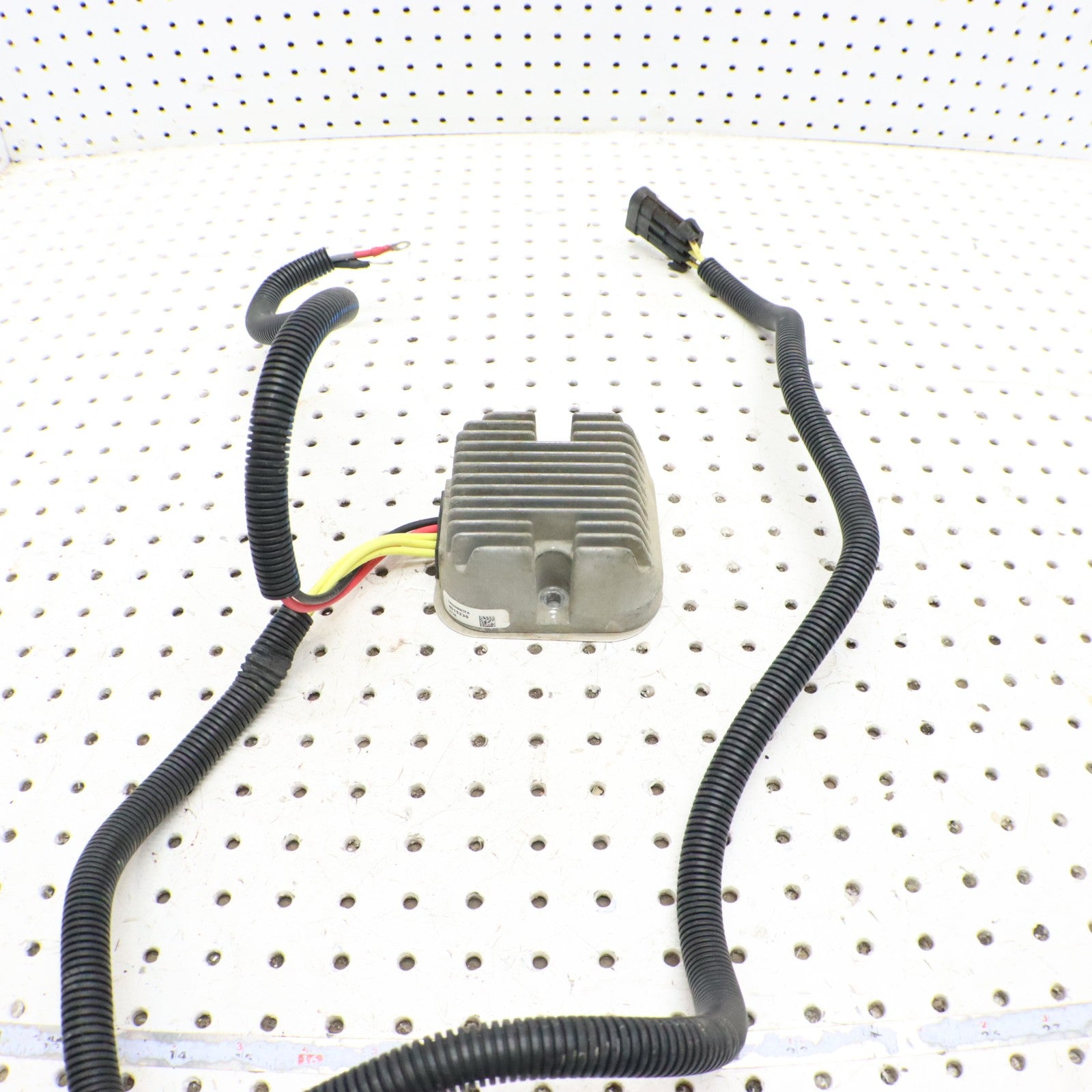 2014 Polaris Sportsman 570 Voltage Regulator 2207958; 4015230