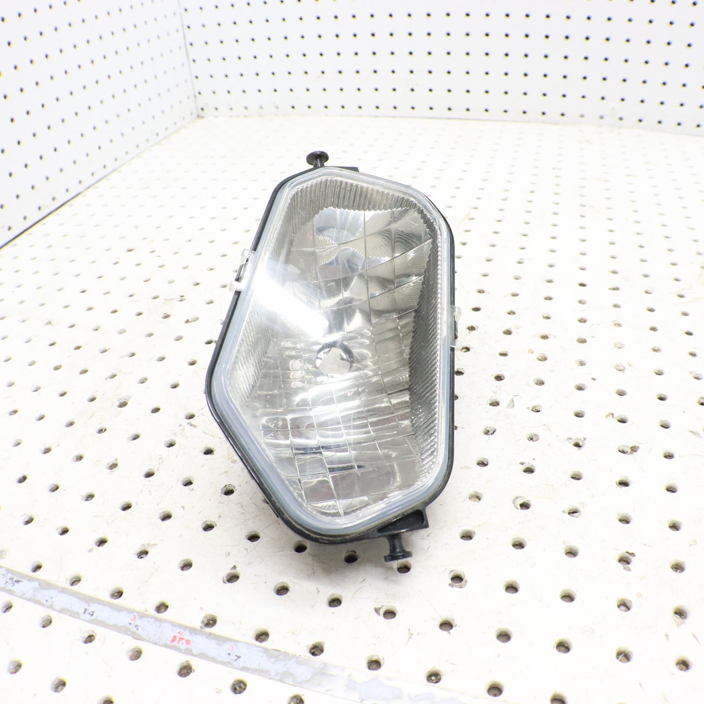 2018 Polaris Sportsman 570 Efi Headlight Head Light Bumper 2410616 RIGHT