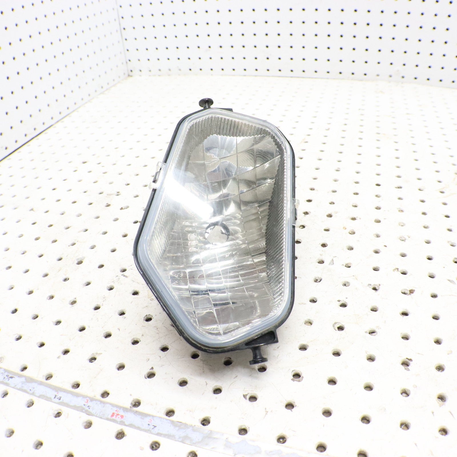 2018 Polaris Sportsman 570 Efi Headlight Head Light Bumper 2410616 RIGHT
