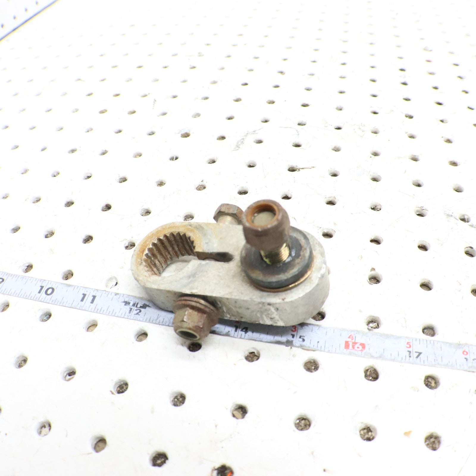 2007 Polaris Iq 600 Rear Arm 1541967