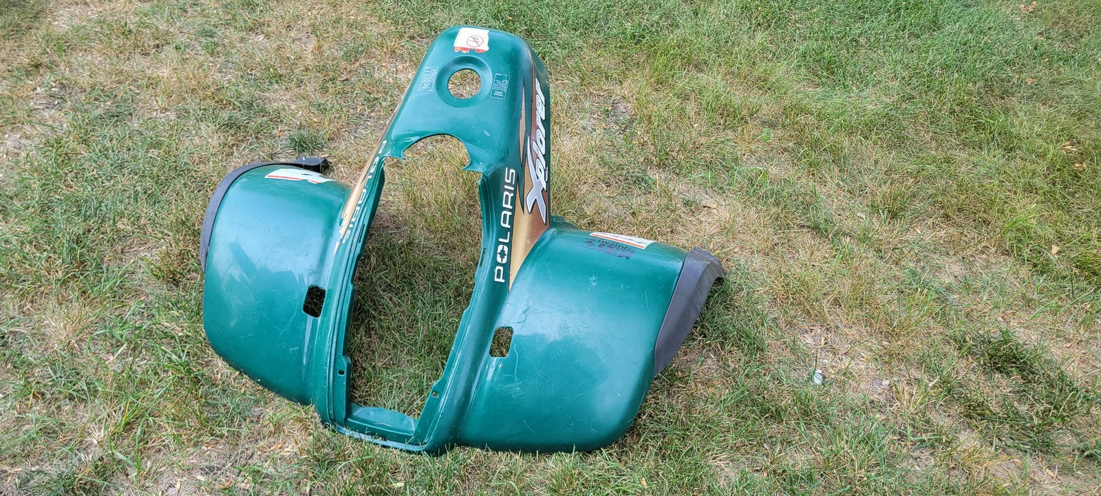 1998 Polaris Xplorer 400l Front Fender 2631928-195 2632303-195