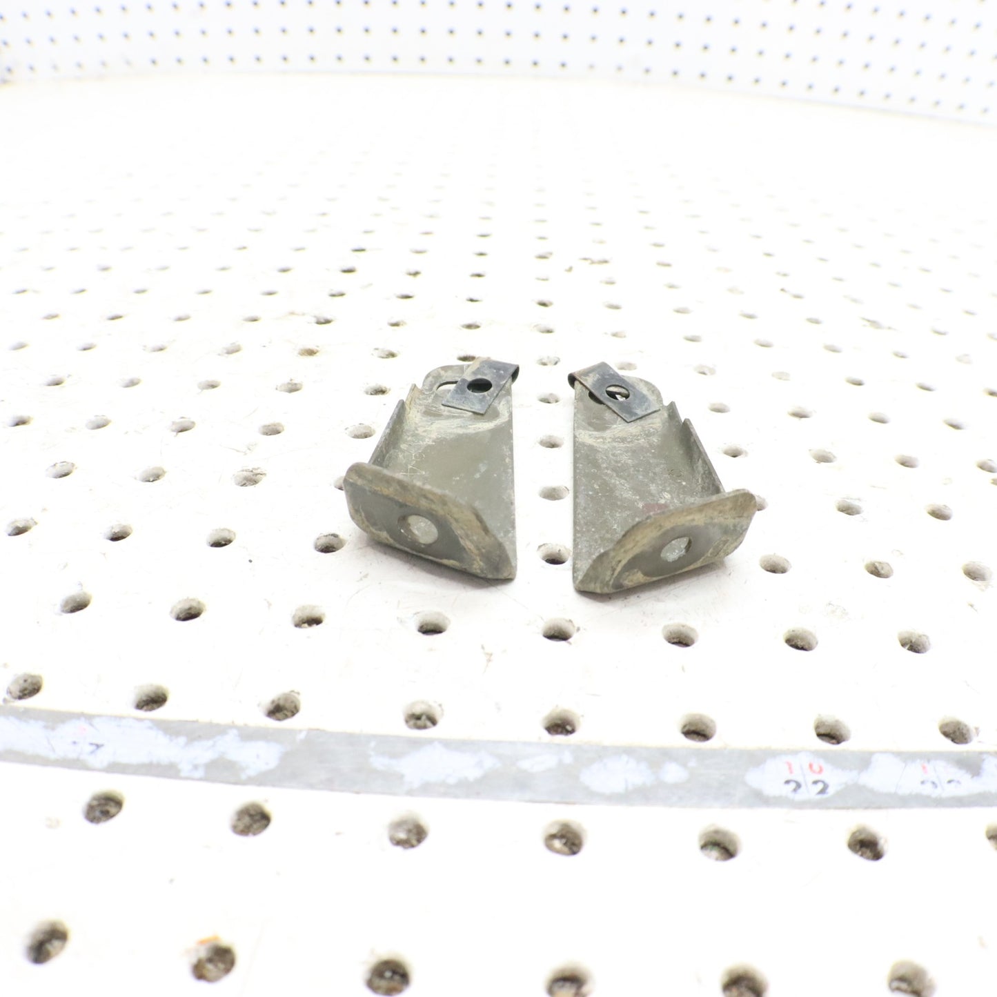 2012 Polaris Sportsman 500 FUEL TANK COVER BRACKET L & R 5247184 5247185