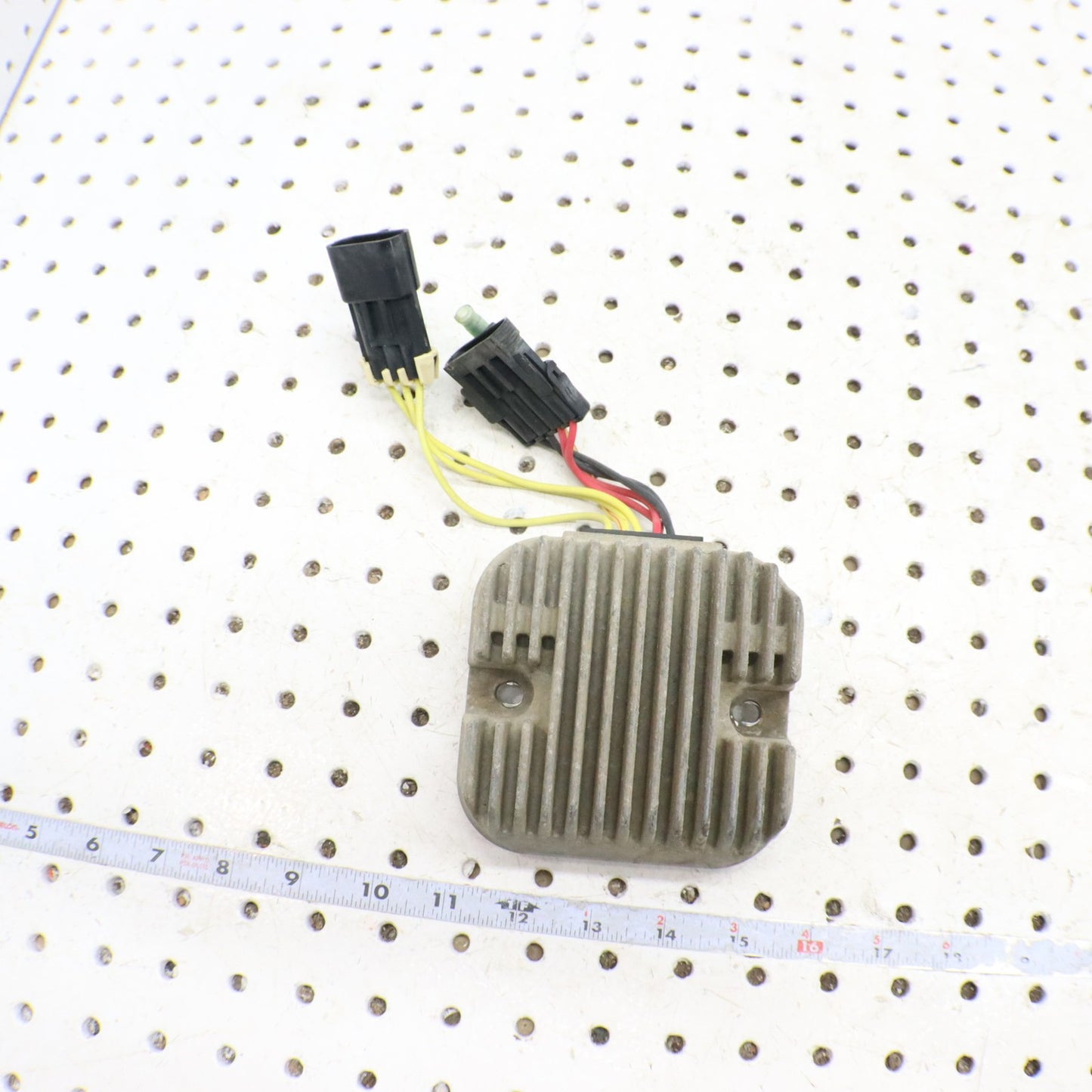 2009 Polaris Sportsman 800 Voltage Regulator 4012384