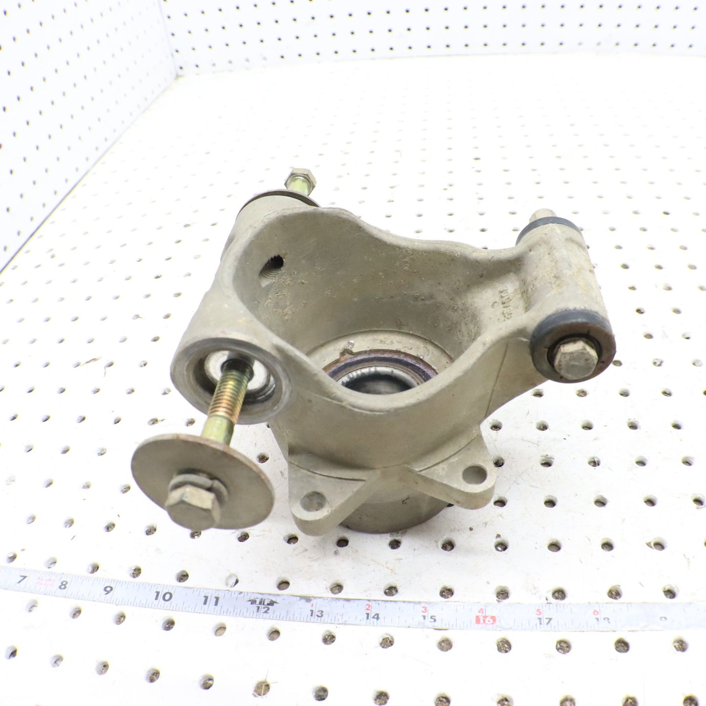 2009 Polaris Sportsman 800 Bearing Carrier Knuckle Rear 5135563 LEFT REAR 