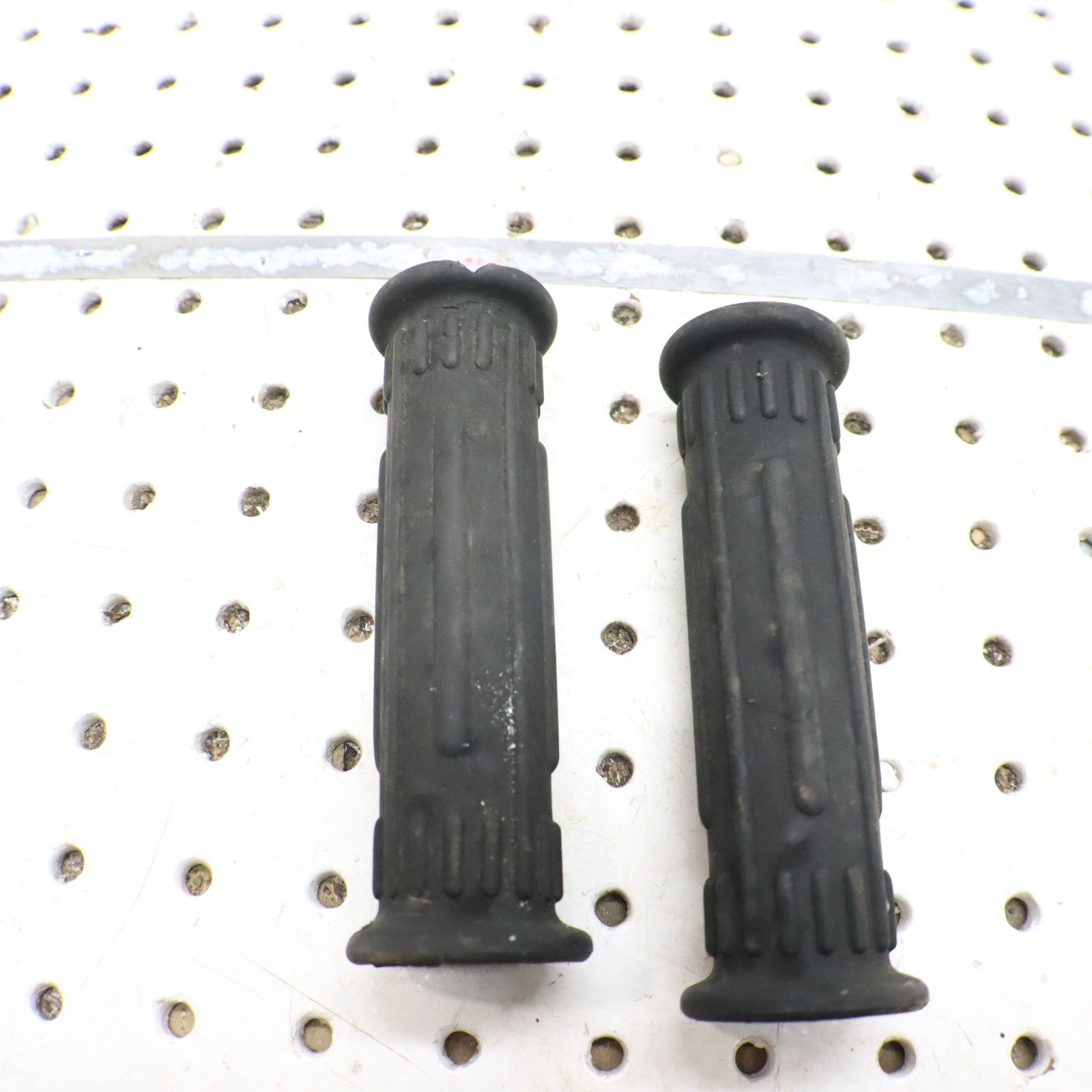 1995 Polaris Xplorer 400 Handlebar Grips 5431030 5433834-070