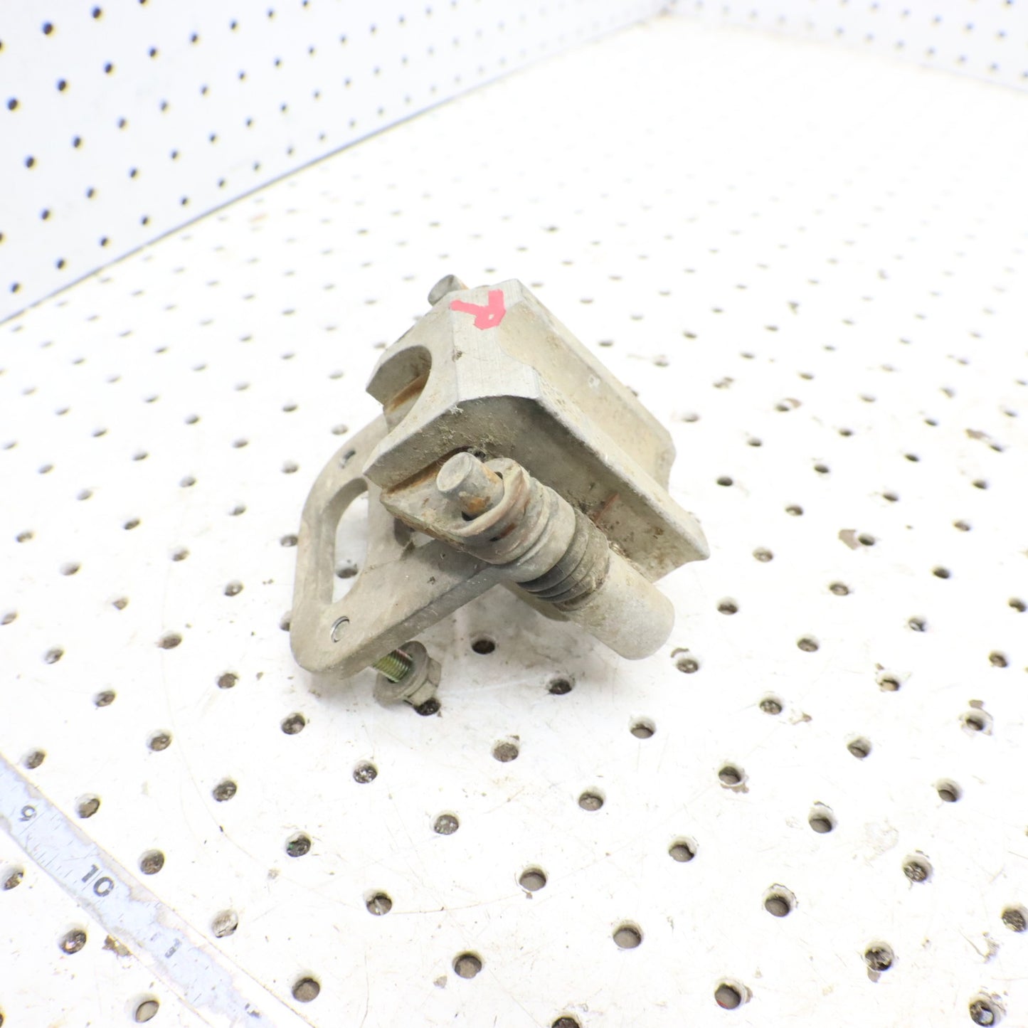 1998 Polaris Xplorer 400l Brake Caliper Front RIGHT 1910235 1910310