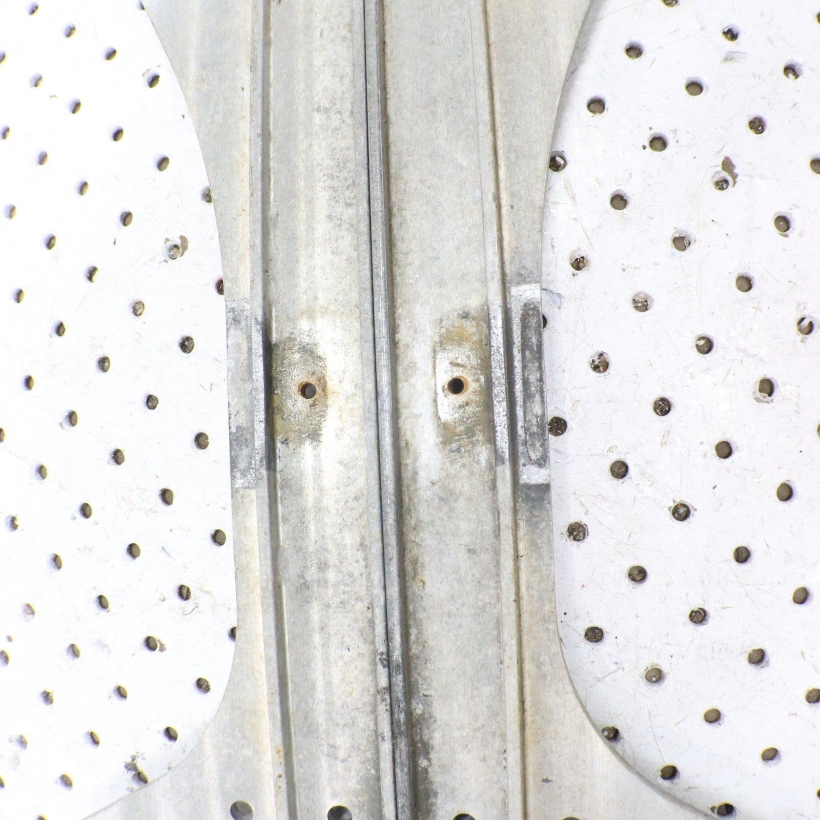 2007 Polaris Iq 600 Slide Rails L & R  1542130 ; 1542131 