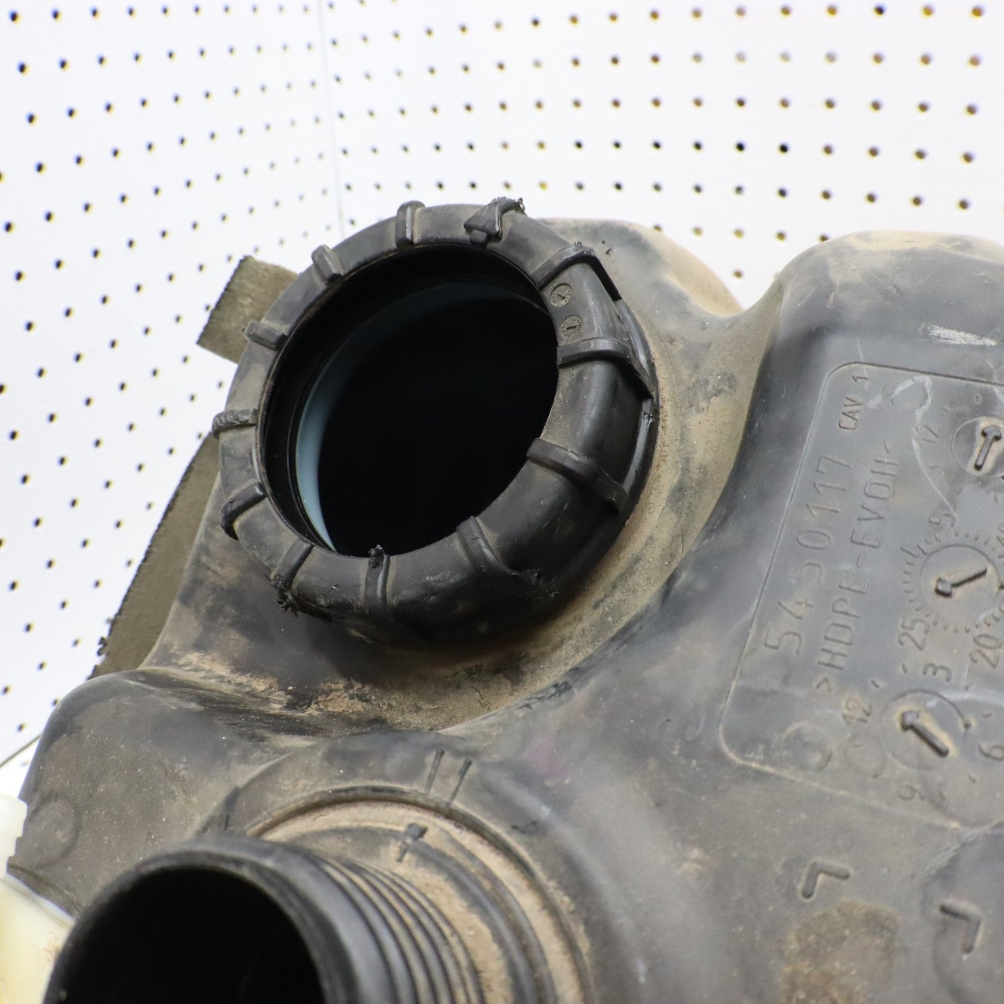 2015 Polaris Sportsman 570 Fuel Tank Gas Tank 2521333; 5450117