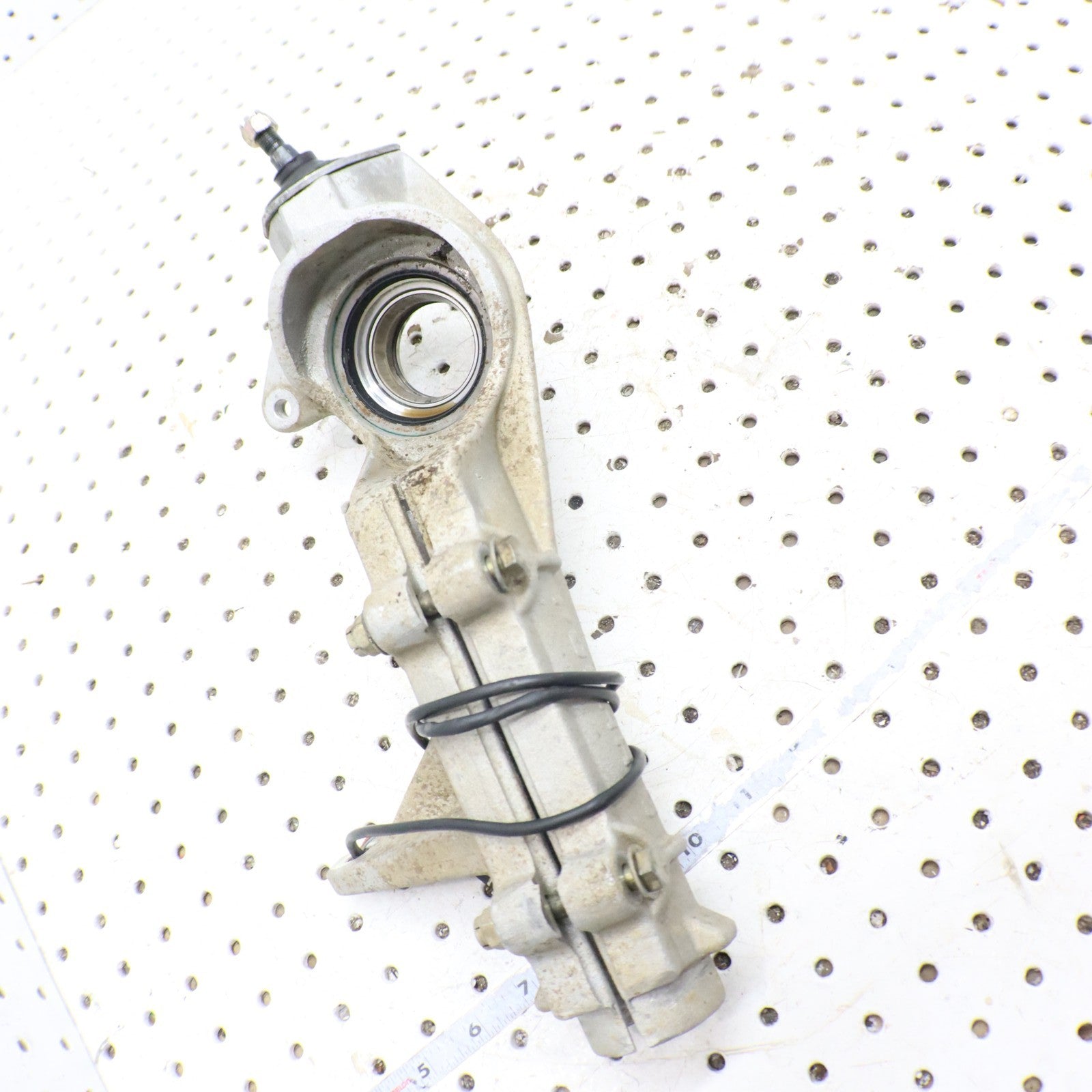 1998 Polaris Xplorer 400l Front Hub Strut RIGHT 2200976