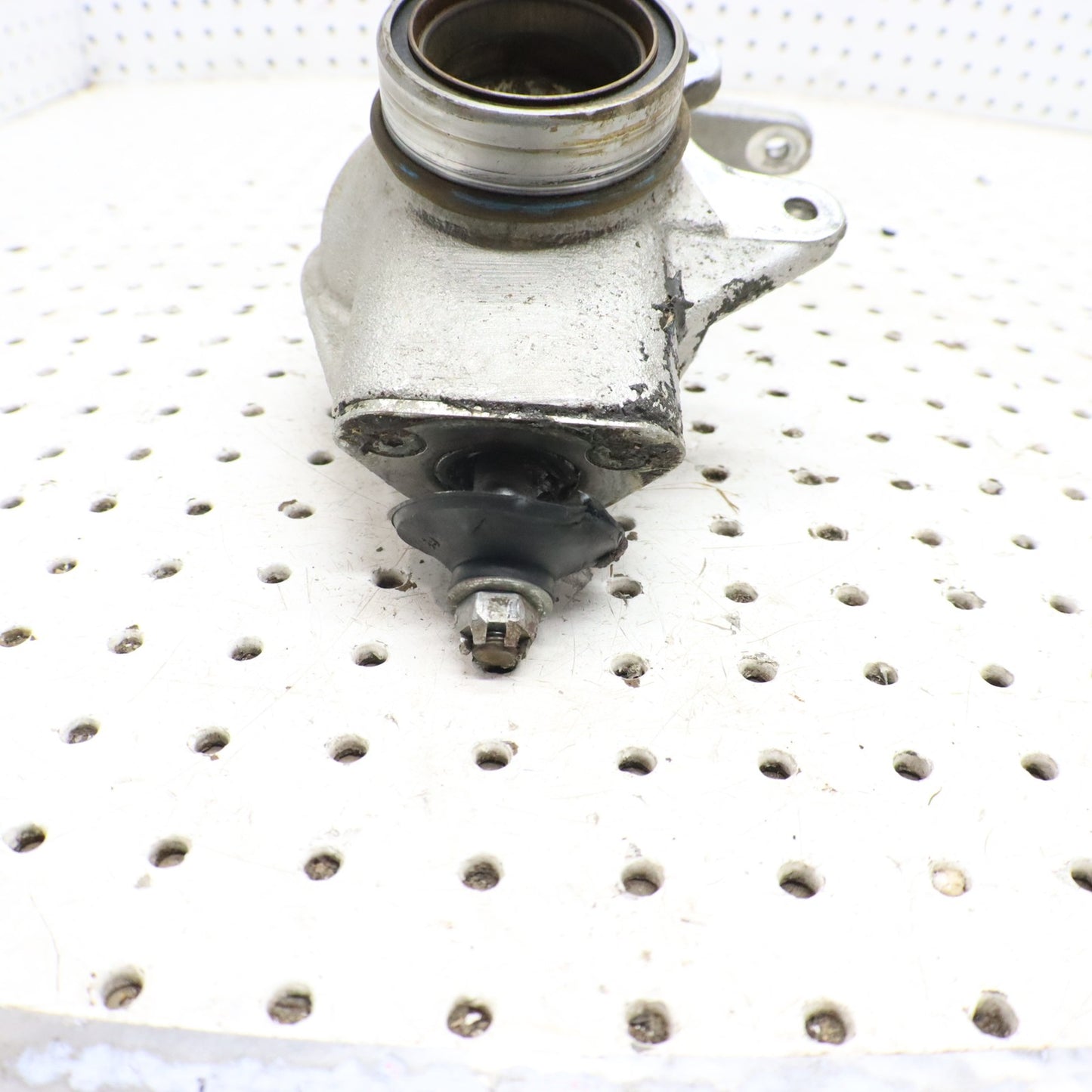 1995 Polaris Xplorer 400 Front Hub Strut LEFT 2200598 1843054