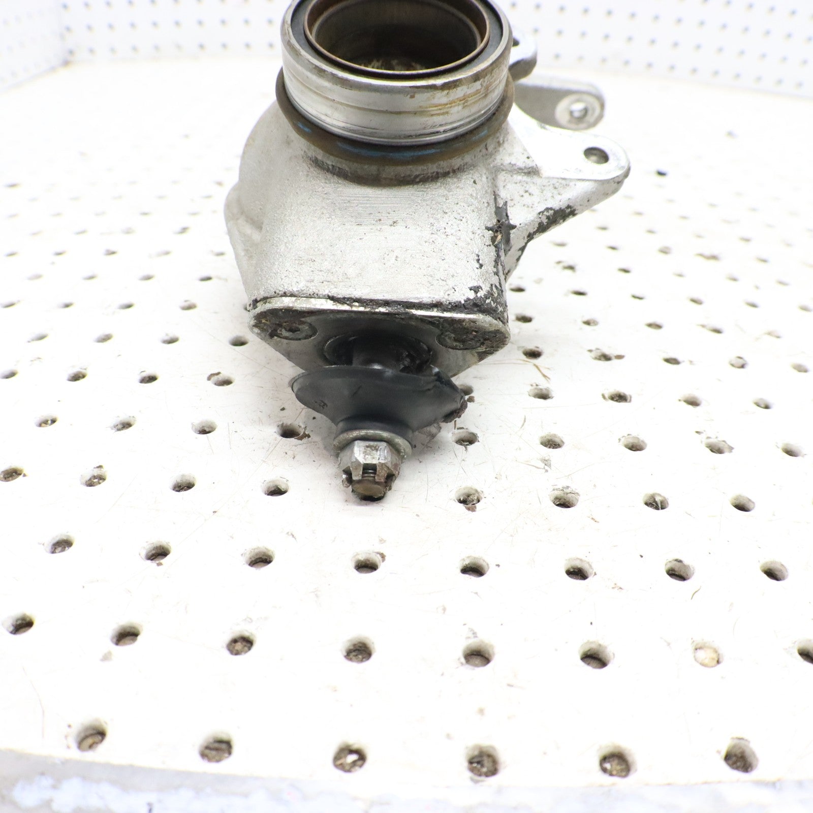 1995 Polaris Xplorer 400 Front Hub Strut LEFT 2200598 1843054