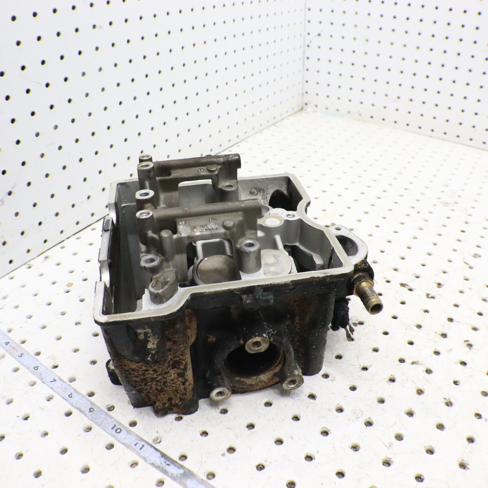 2019 Polaris Sportsman 570 Cylinder Head  3023441 2206221 CORE