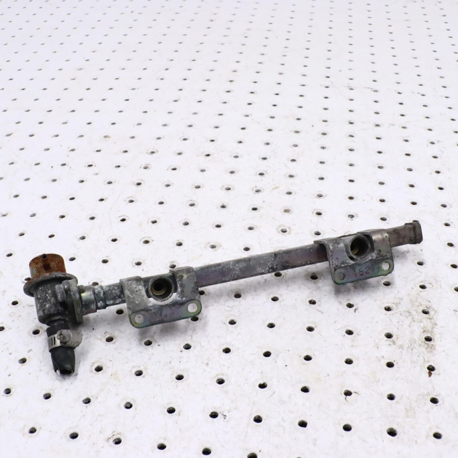 2002 ARCTIC CAT ZR 600 THROTTLE BODY FUEL INJECTOR RAIL 3005-691