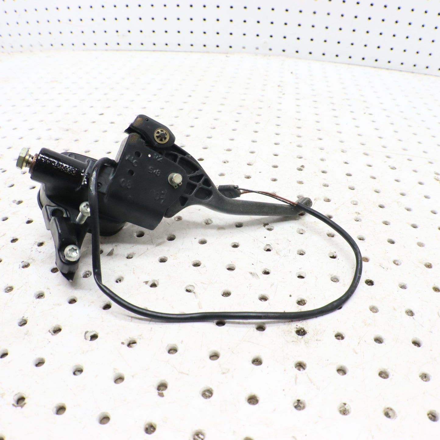 2009 Arctic Cat Crossfire R 8 Hand Brake Lever Master Cylinder 1602-930
