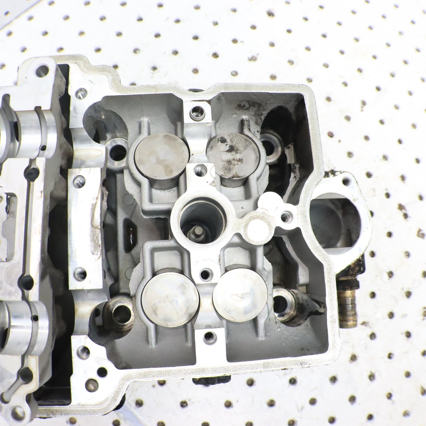 2019 Polaris Sportsman 570 Cylinder Head  3023441 2206221 CORE