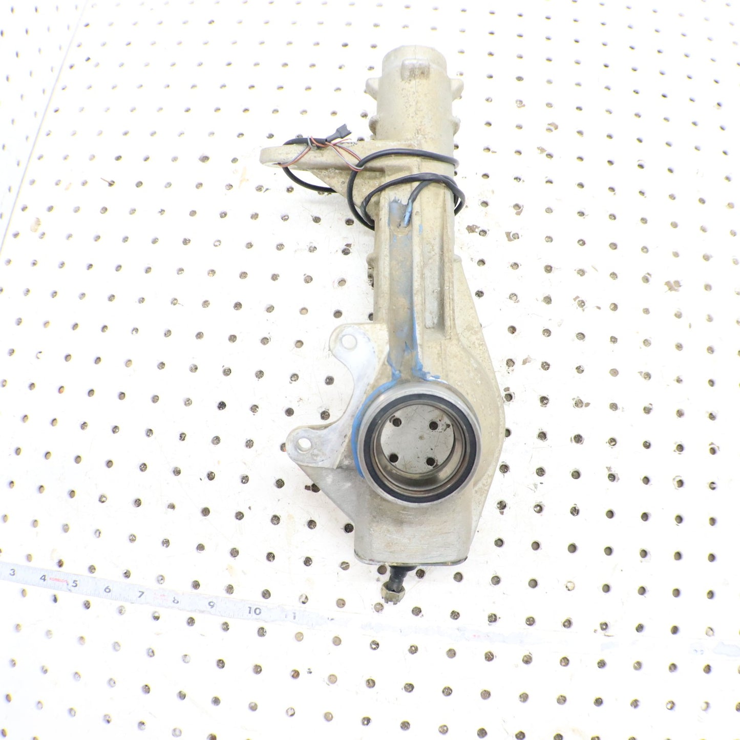 1998 Polaris Xplorer 400l Front Hub Strut RIGHT 2200976