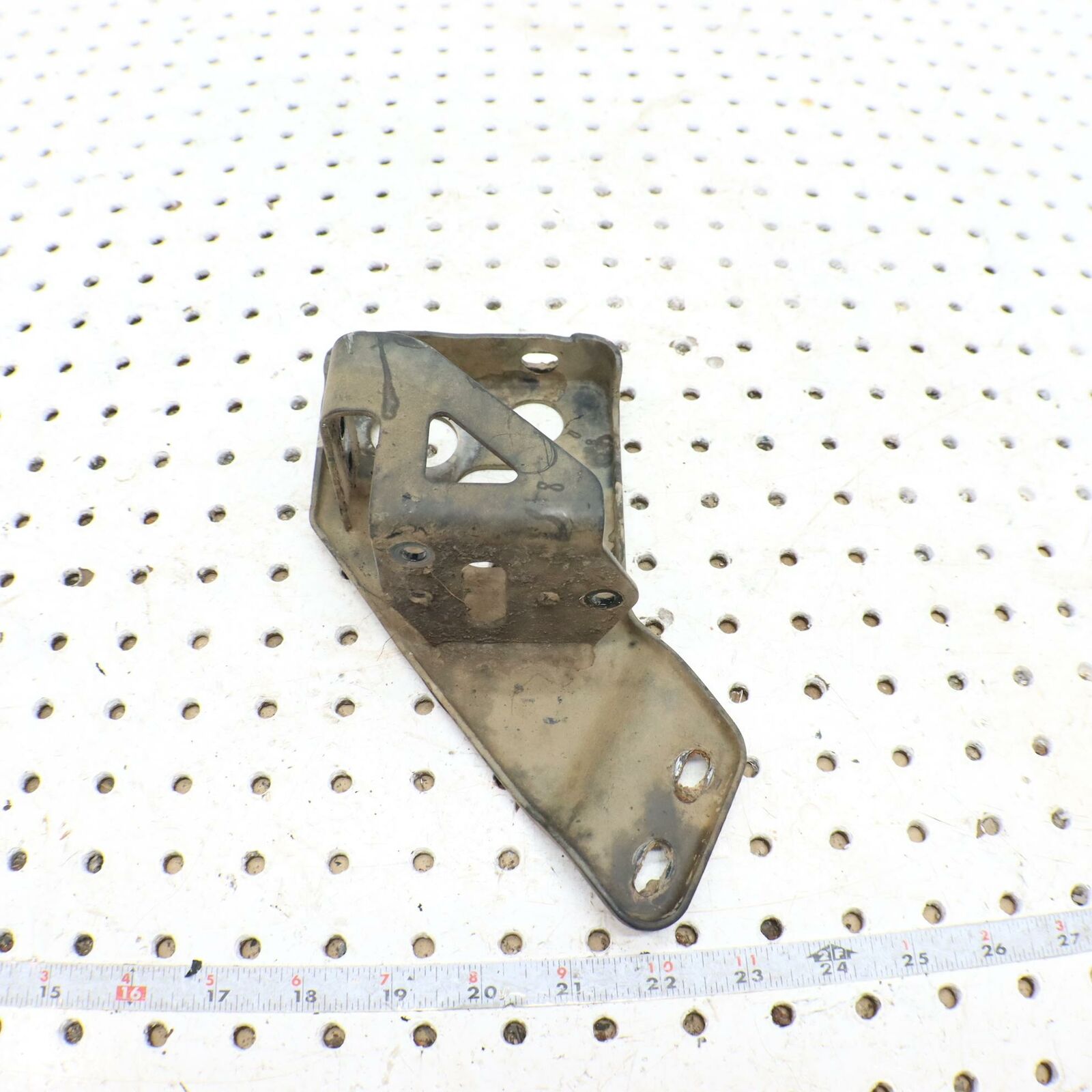 2000 POLARIS MAGNUM 325 SHIFTER BRKT, BLK 1012822-067