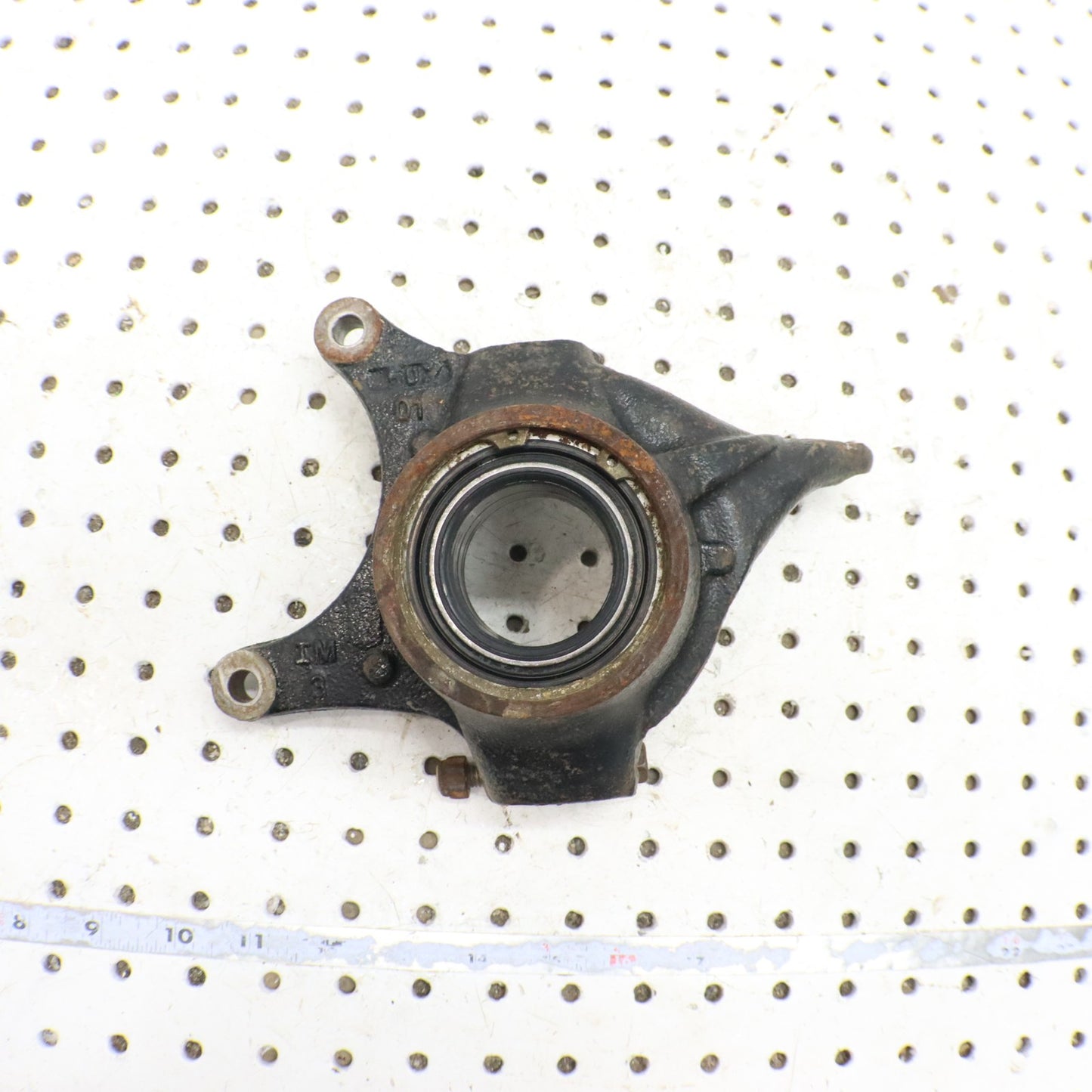2013 Polaris Ranger 800 Steering Knuckle LEFT 5136948