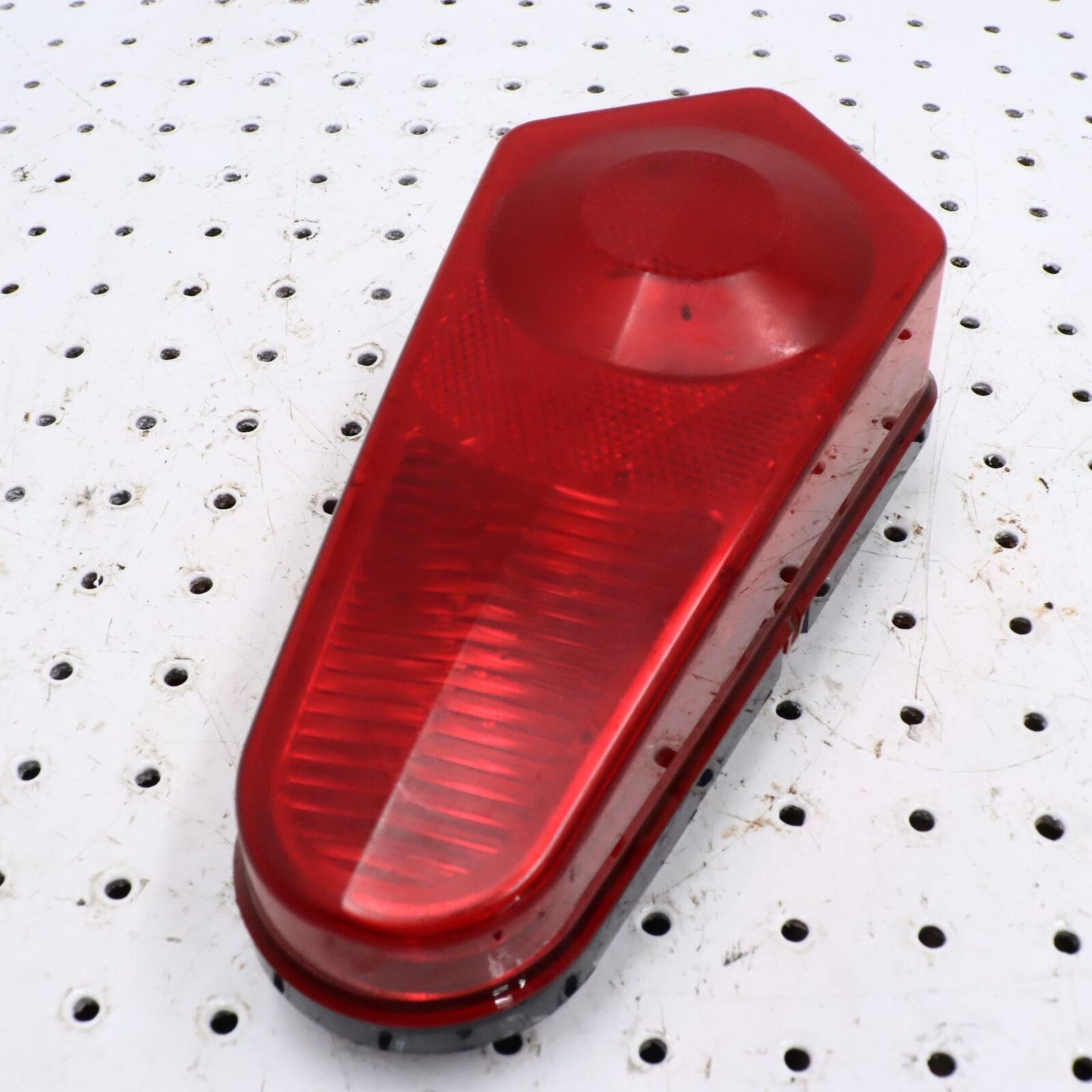 2013 POLARIS SPORTSMAN 550 LEFT REAR TAIL TAILLIGHT BACK BRAKE LIGHT 2411153