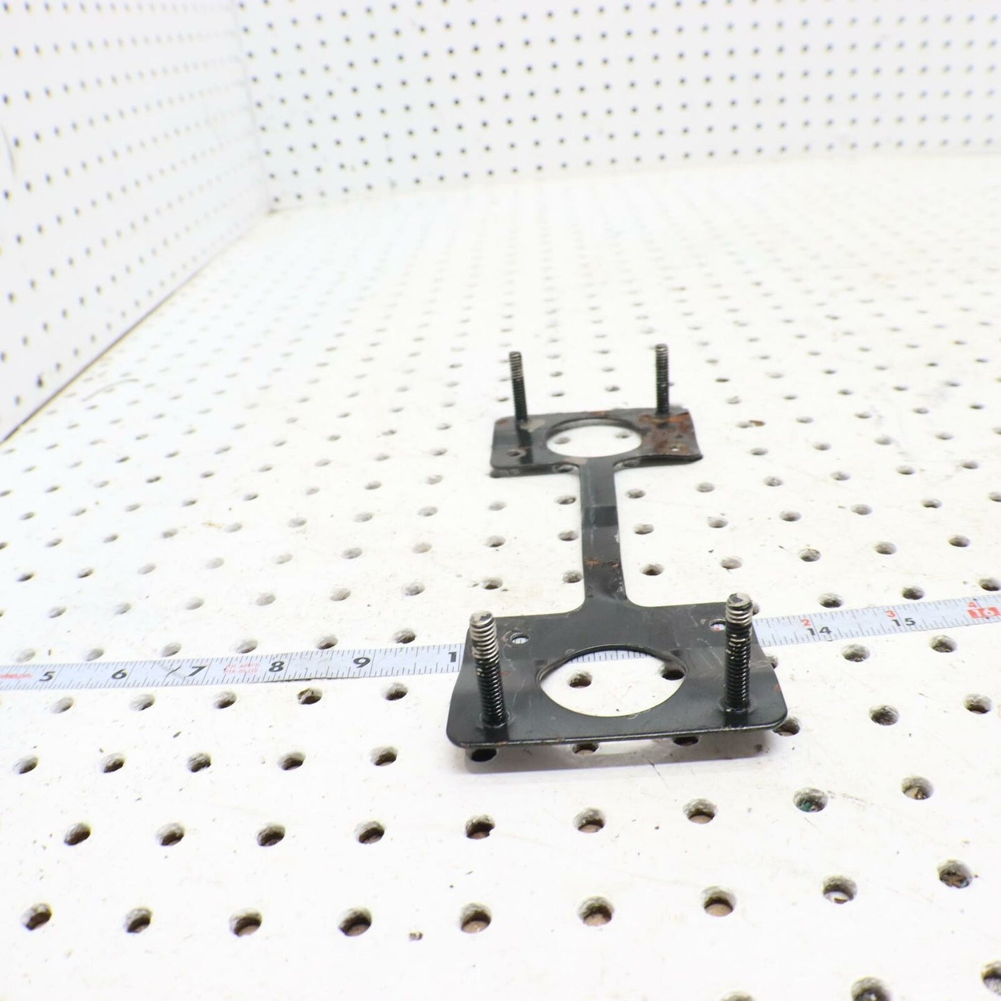 2006 POLARIS SWITCHBACK ECU CDI ECM COMPUTER BRACKET MOUNT 1014702-067