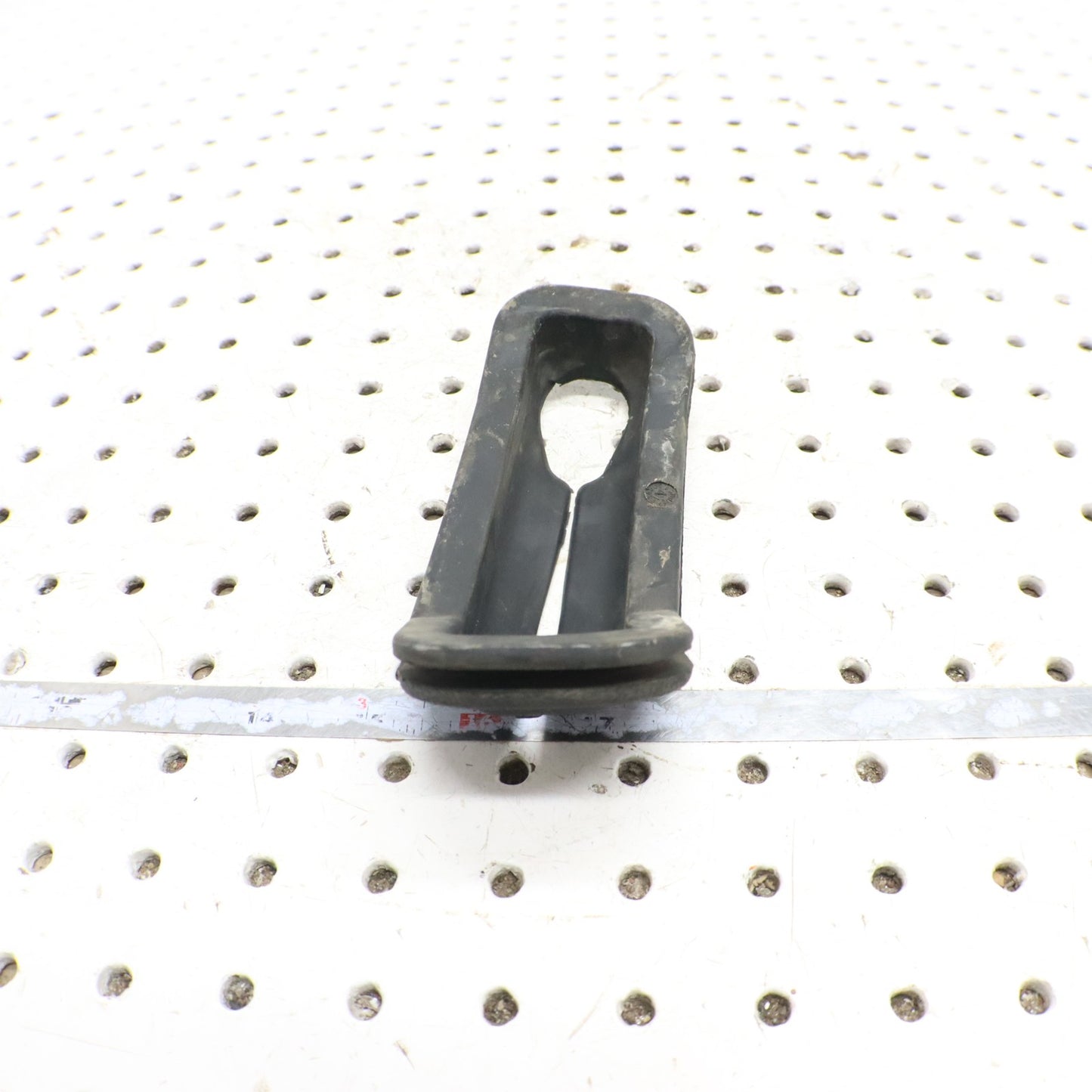 2013 Polaris Ranger 800  PARK BRAKE GROMMET 5413958
