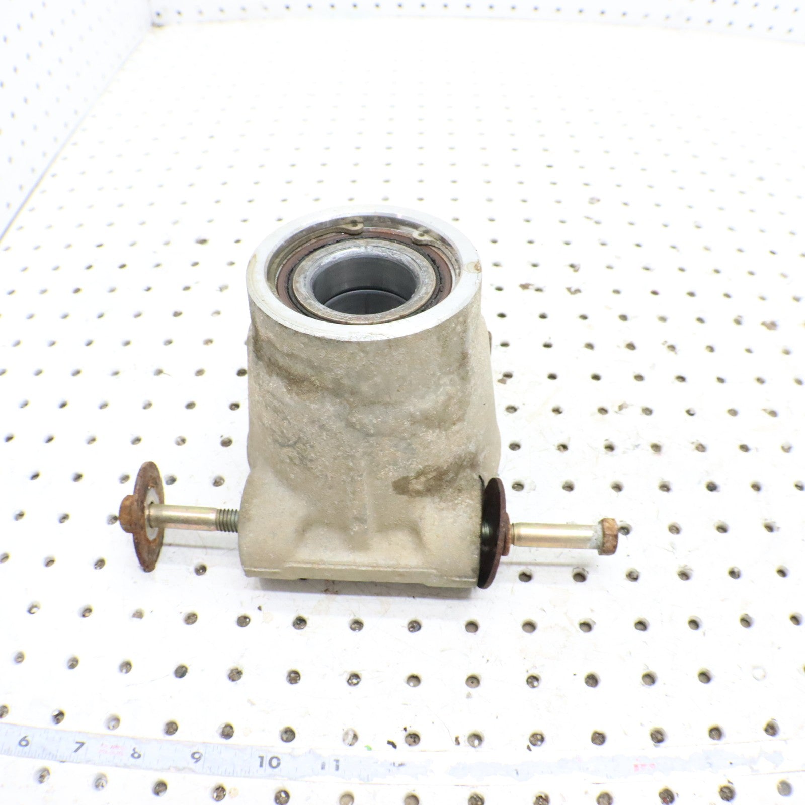 2003 Polaris Sportsman 600 left Bearing Carrier Knuckle Rear 5133663; 5134206 