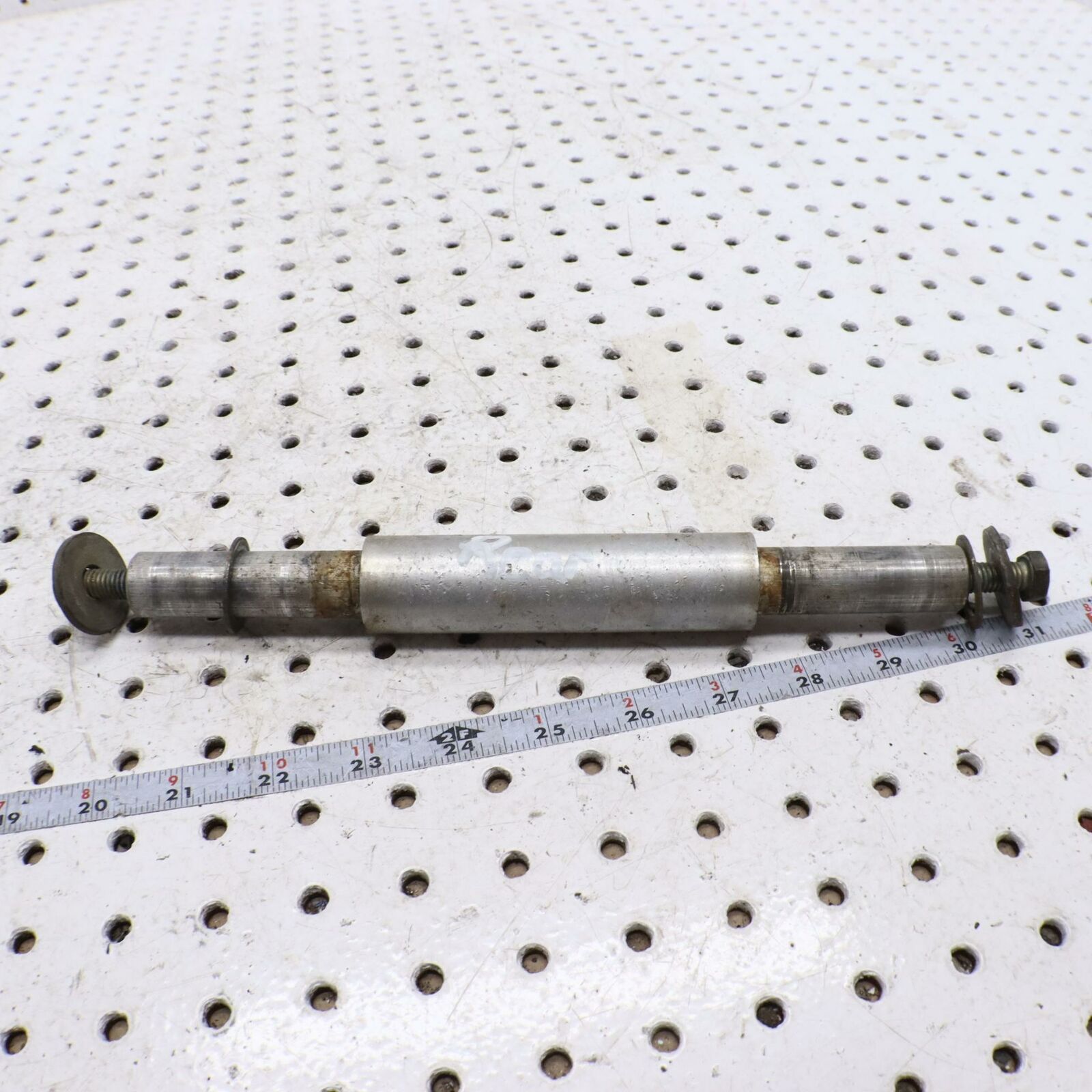 2009 POLARIS RMK 700 REAR SUSPENSION SHAFT  5135305