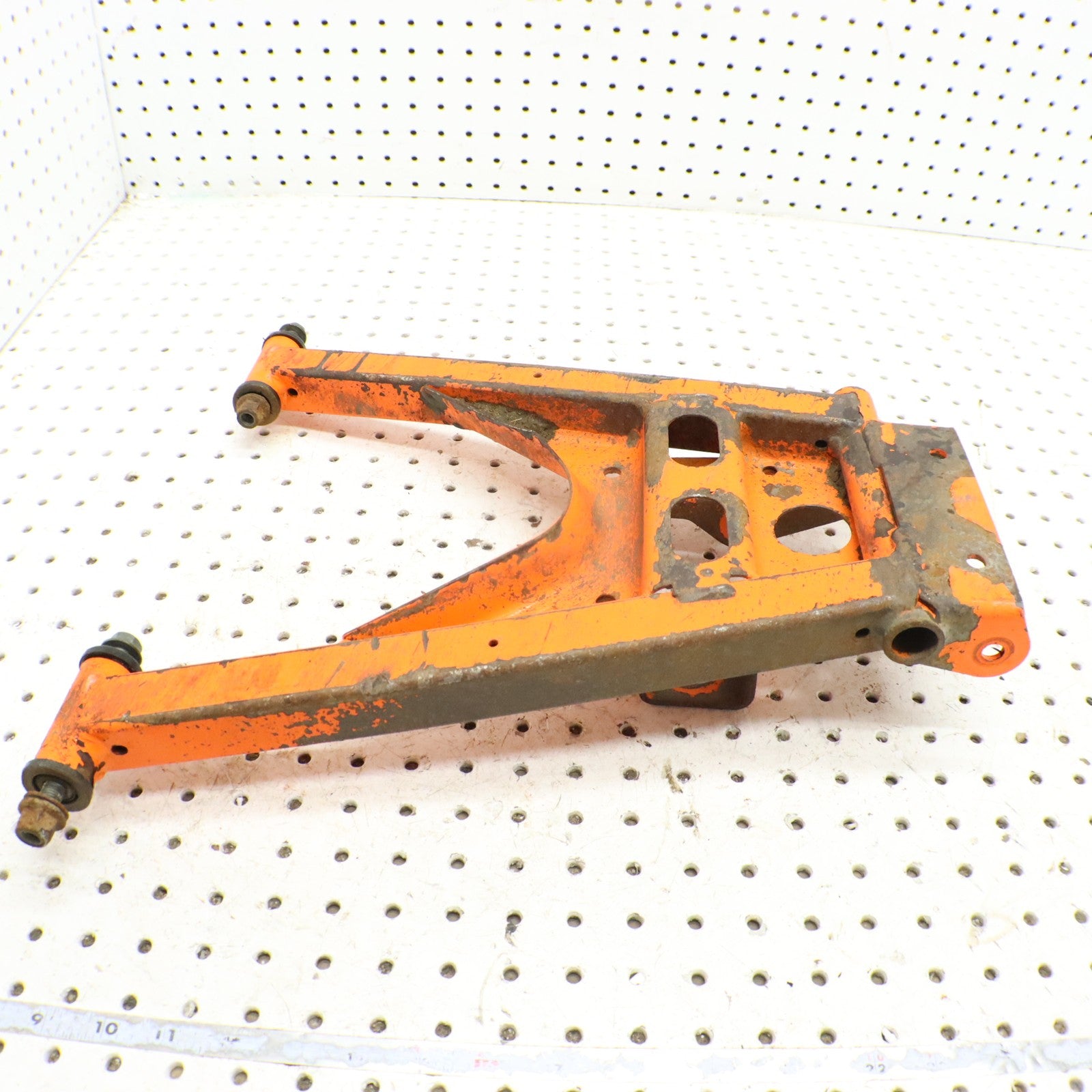 2013 Polaris Ranger Xp 900 Lower Right Rear Control A Arm 1018461-589