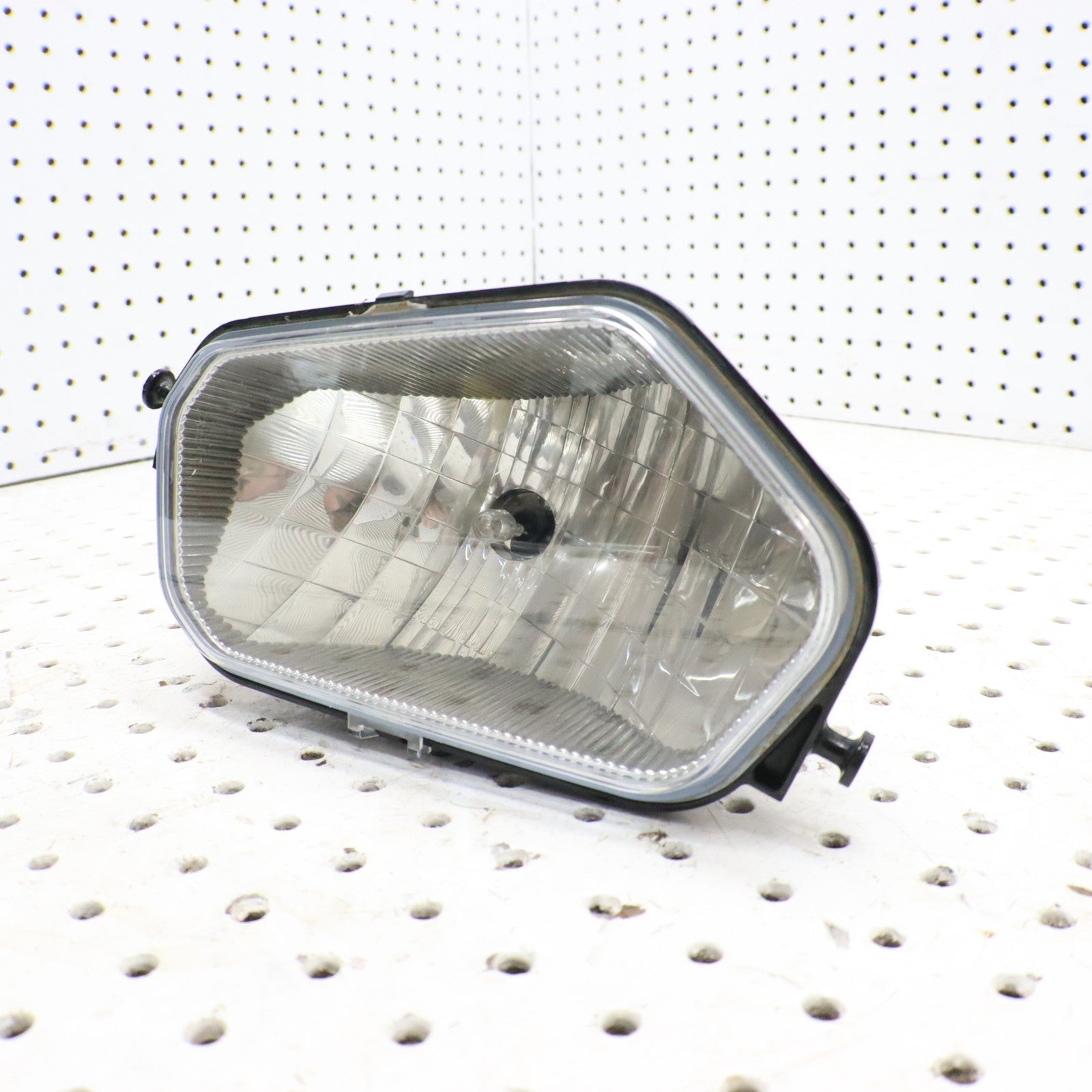 2018 Polaris Sportsman 570 Efi Headlight Head Light Bumper 2410615