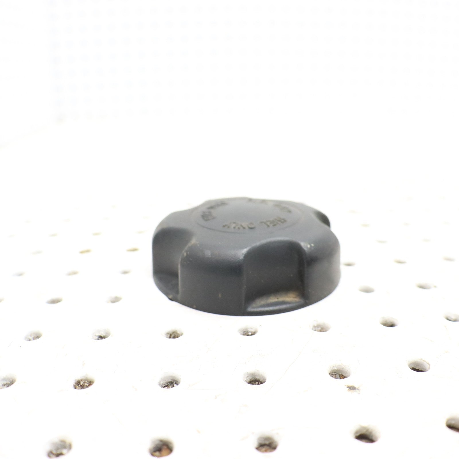 2009 Polaris Sportsman Xp 850 Gas Tank Cap Cover Lid 5433687; 5450389
