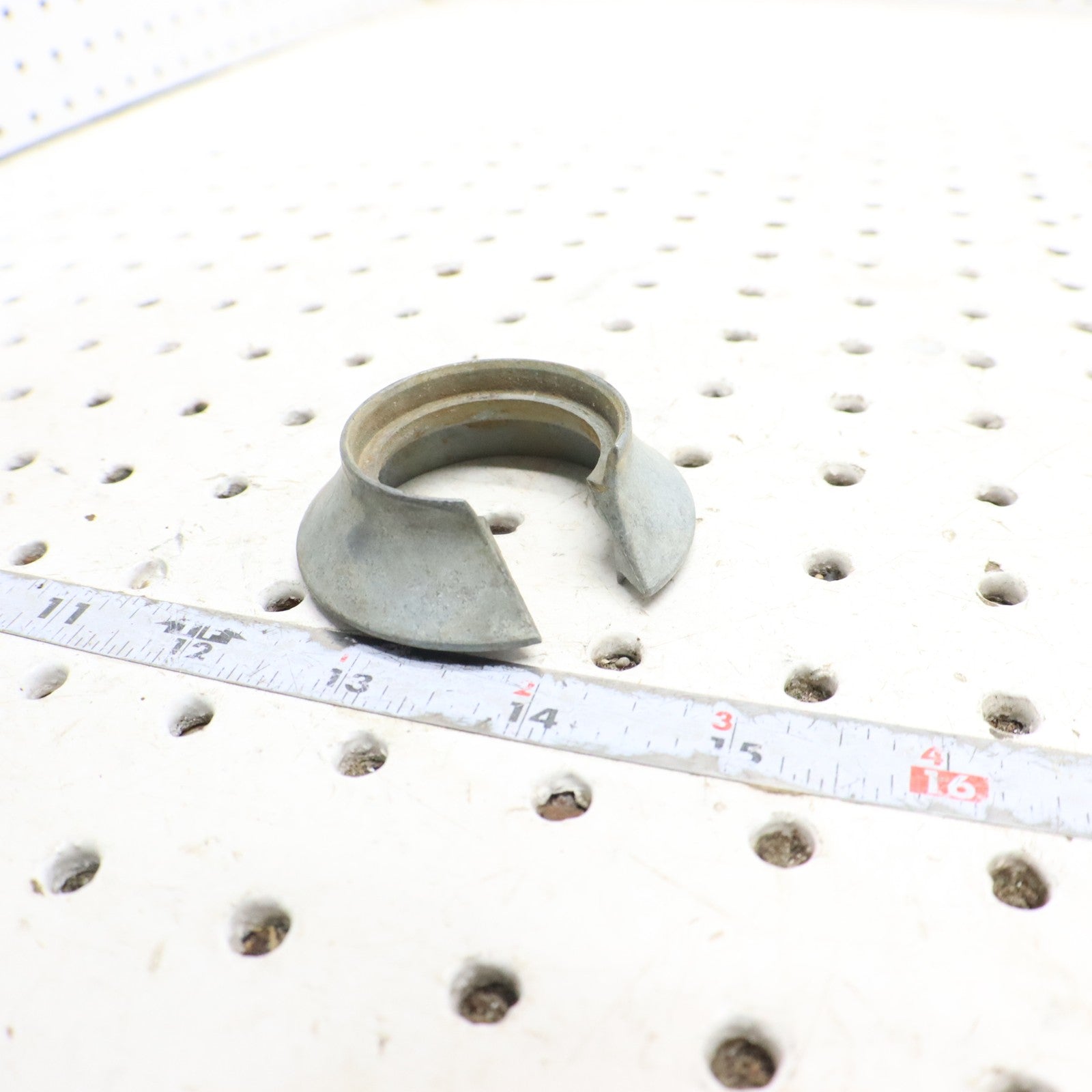 2007 Polaris Iq 600 Shock Spring Retainer 5630580; 5020618